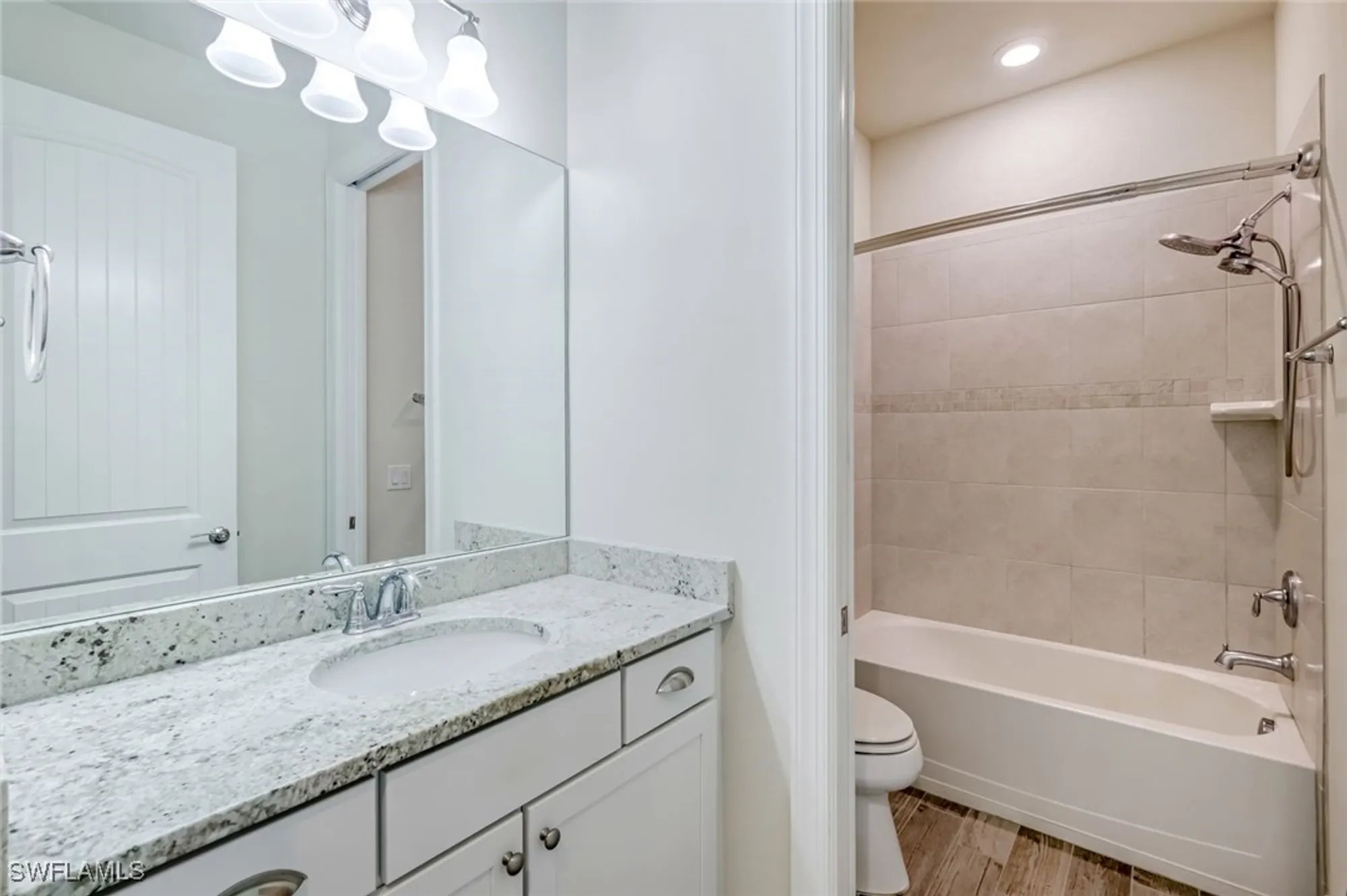 Property Slideshow image 31 of 46 | 17146 ashcomb way, Estero, FL, 33928