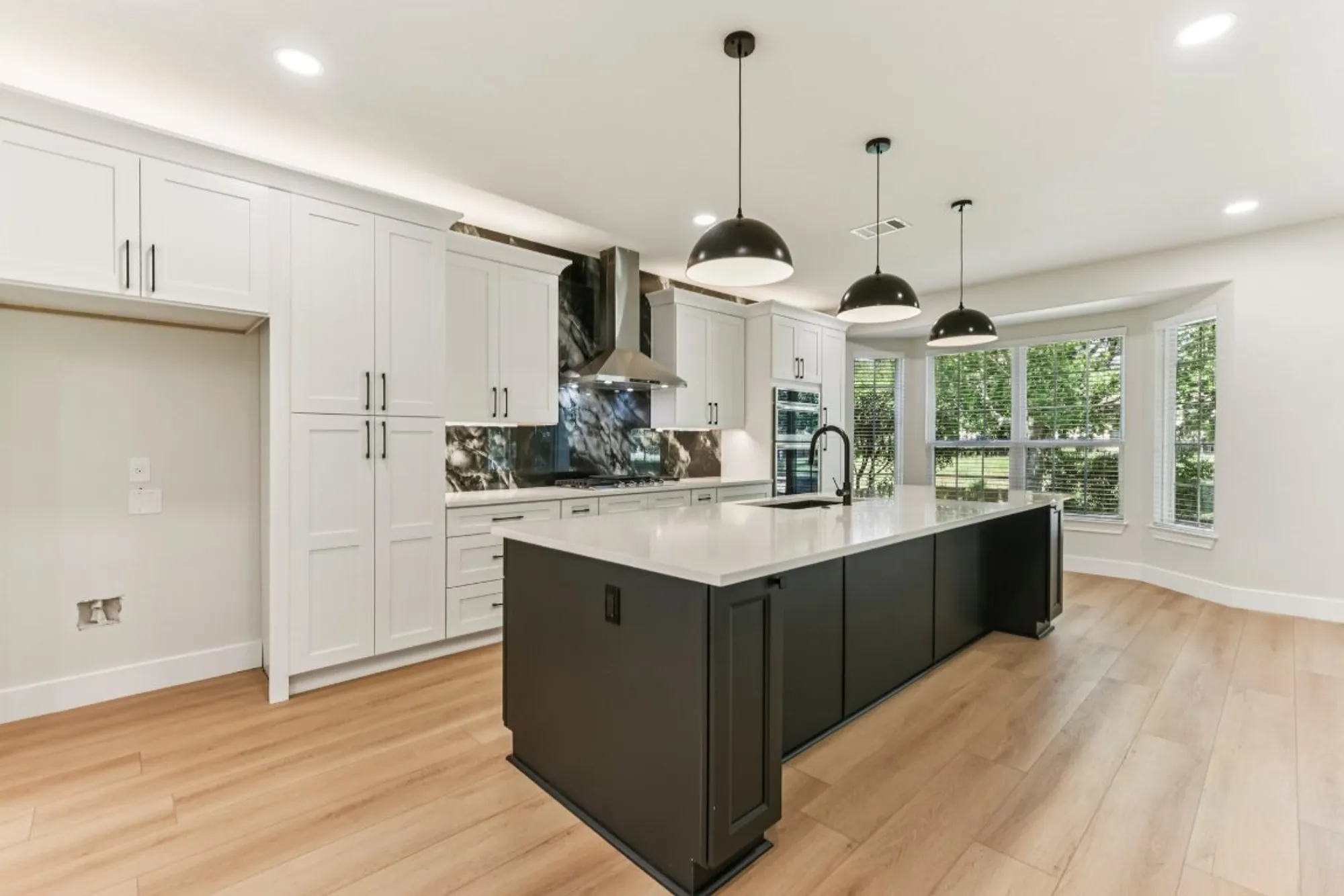 Property Slideshow image 16 of 40 | 206 armstrong dr, Georgetown, TX, 78633