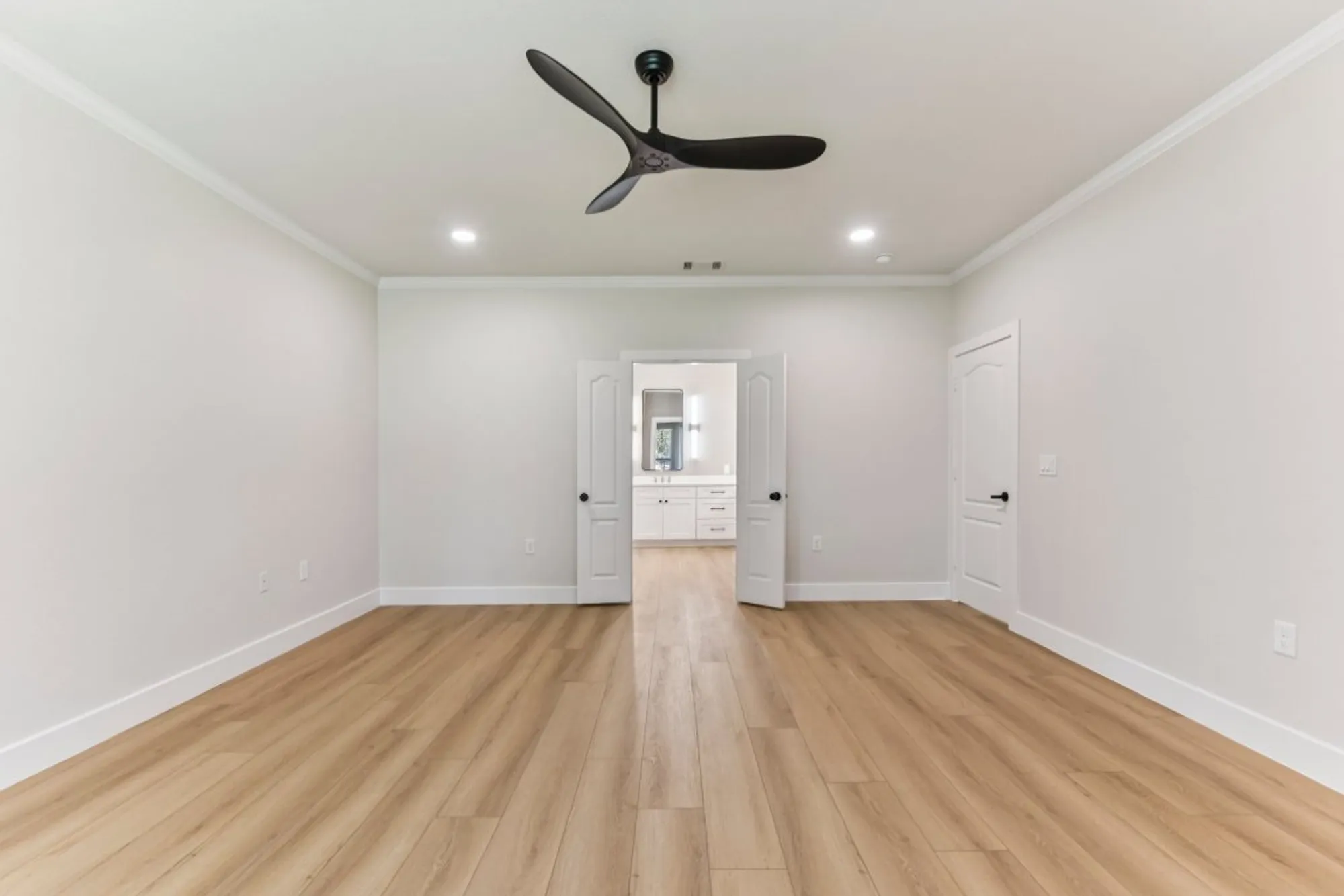 Property Slideshow image 24 of 40 | 206 armstrong dr, Georgetown, TX, 78633