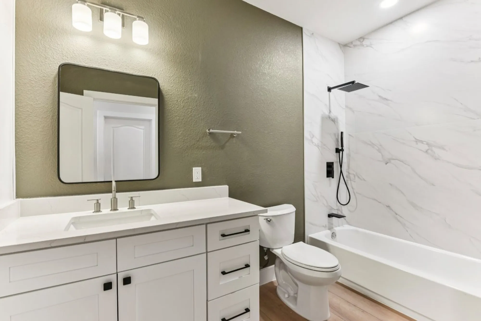 Property Slideshow image 32 of 40 | 206 armstrong dr, Georgetown, TX, 78633