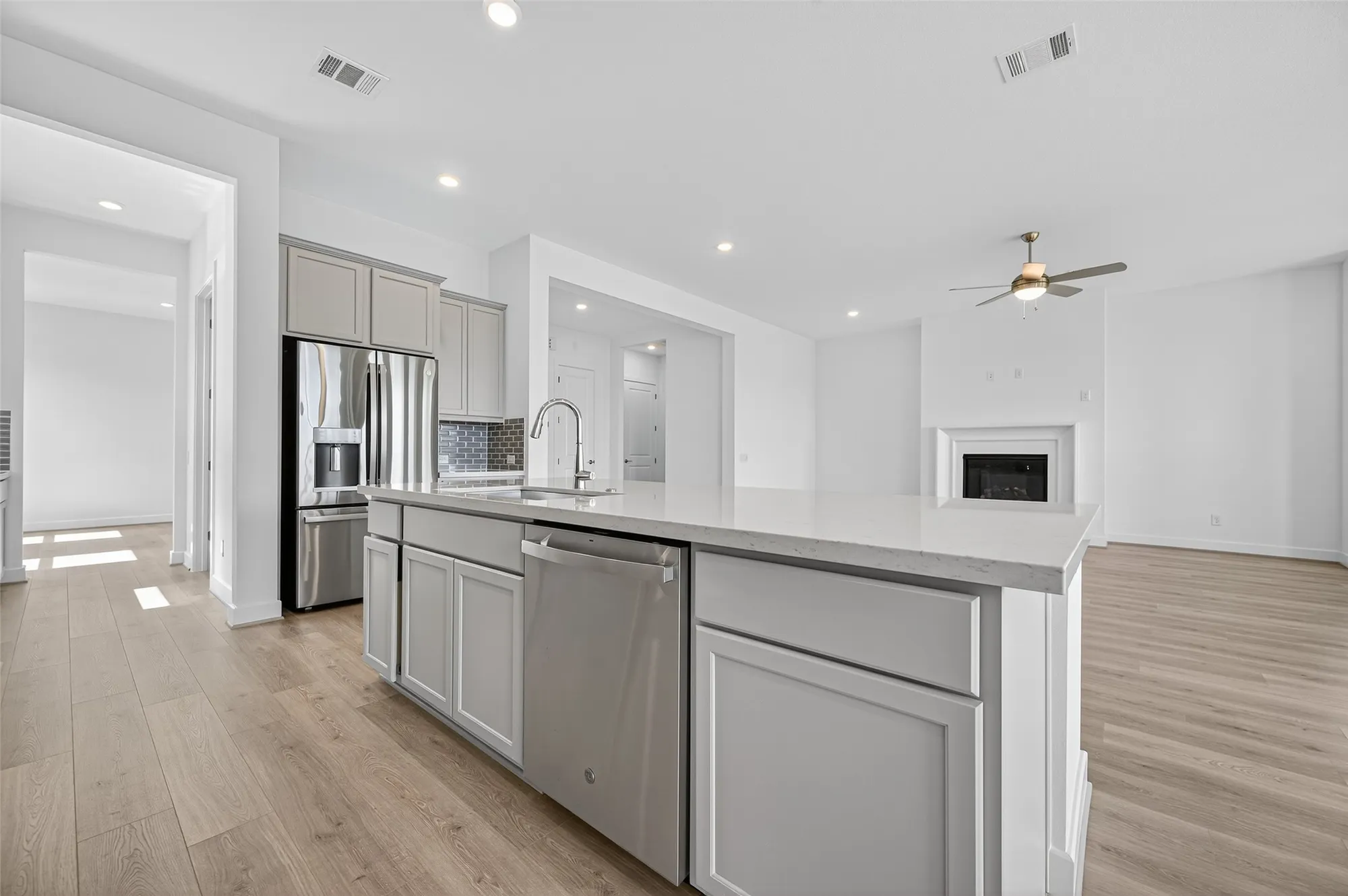 Property Slideshow image 18 of 46 | 29006 vermillian canyon ct, Fulshear, TX, 77441