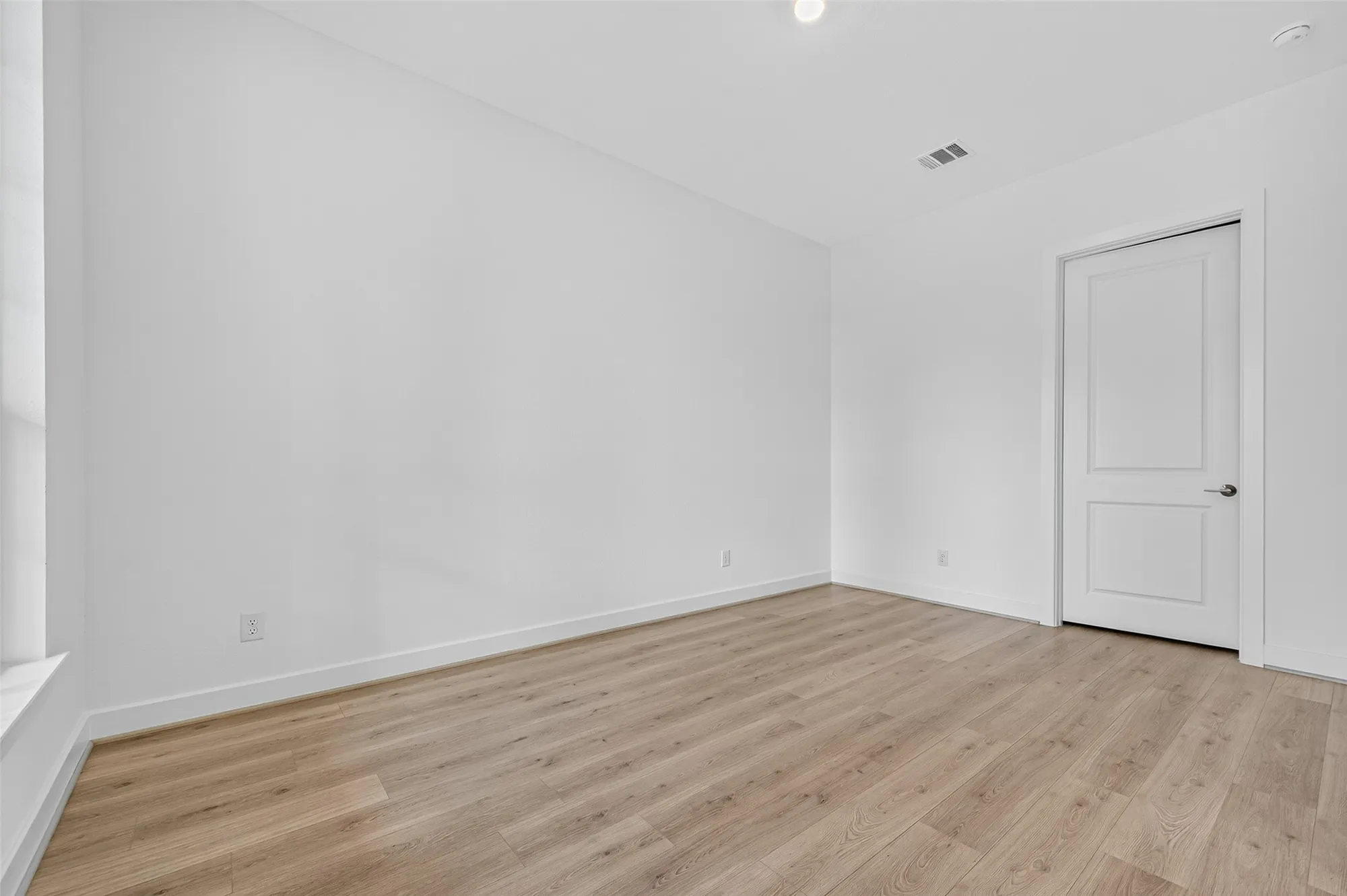 Property Slideshow image 7 of 46 | 29006 vermillian canyon ct, Fulshear, TX, 77441