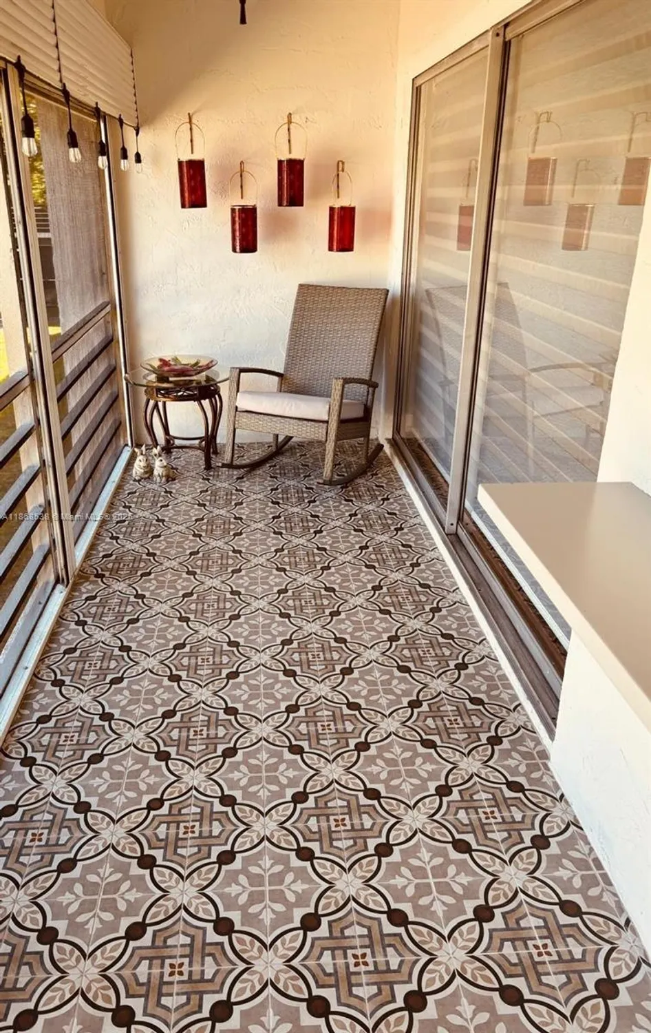 Property Slideshow image 24 of 35 | 3501 inverrary dr 201, Lauderhill, FL, 33319