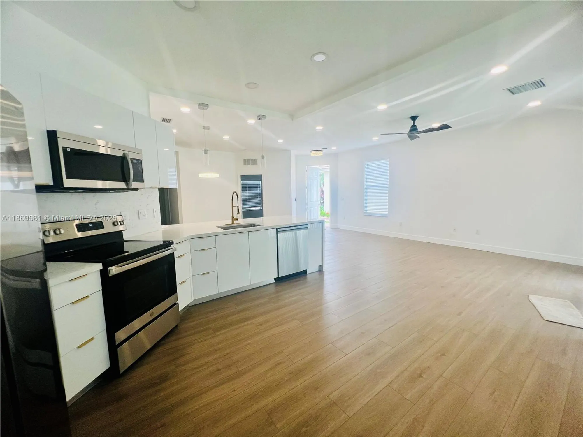 Property Slideshow image 12 of 14 | 832 sw rocky bayou ter, St Lucie West, FL, 34986