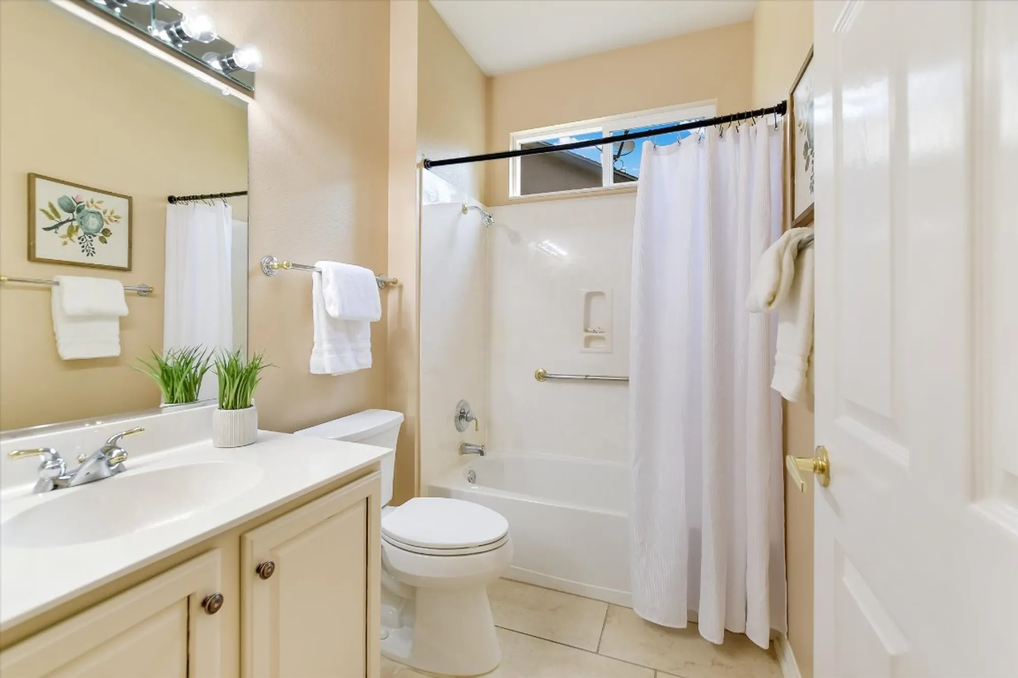 Property Slideshow image 15 of 20 | 111 great frontier dr, Georgetown, TX, 78633