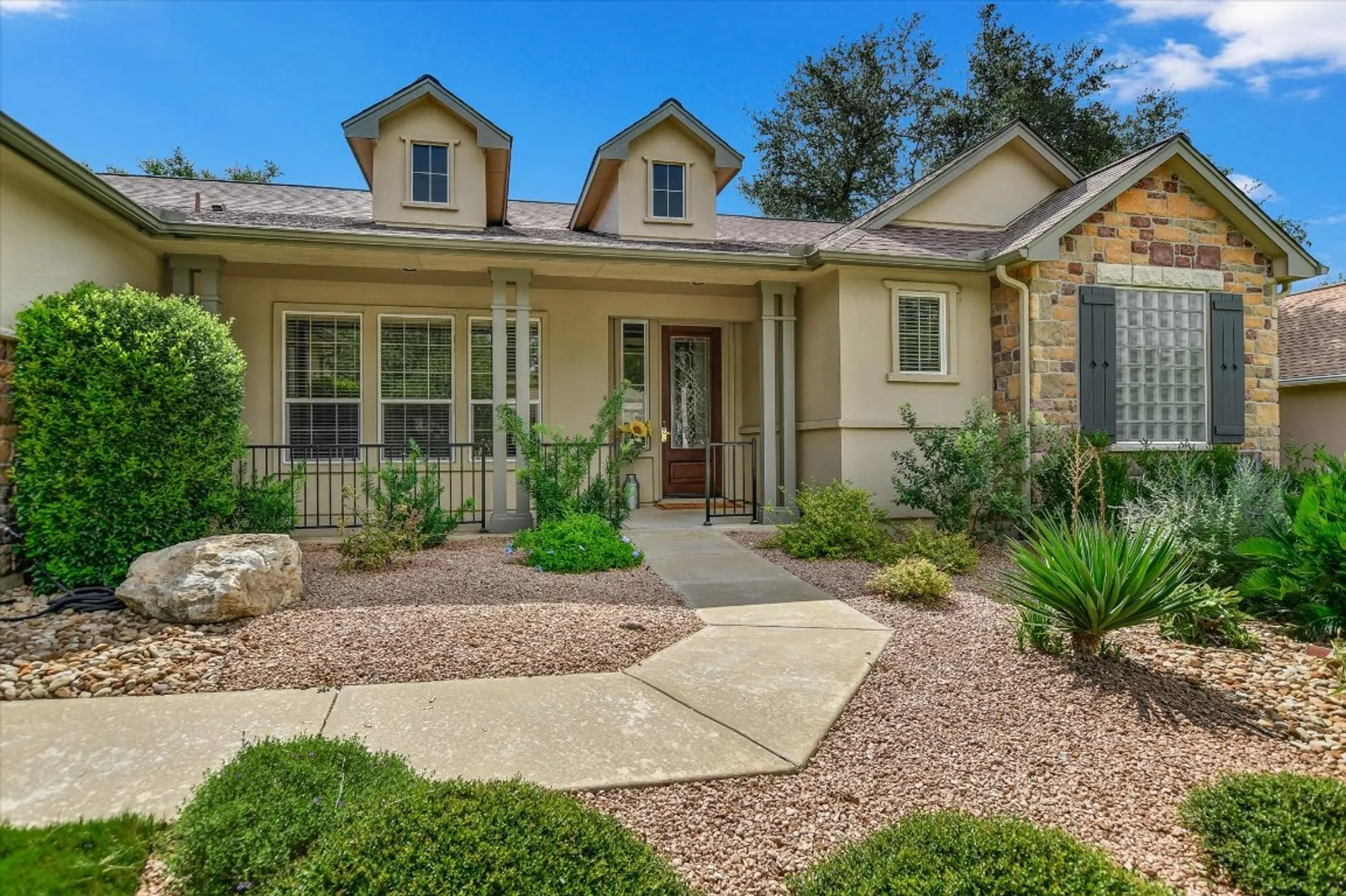 Property Slideshow image 3 of 20 | 111 great frontier dr, Georgetown, TX, 78633