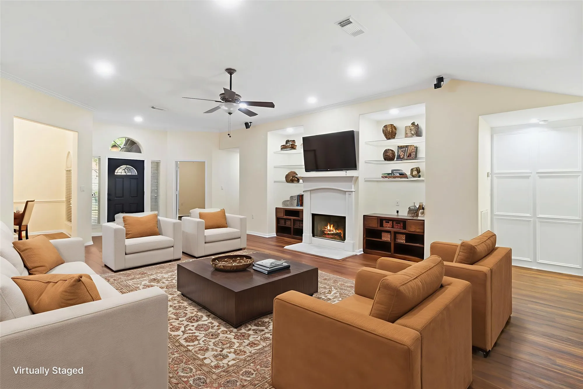 Property Slideshow image 6 of 35 | 915 w palmcrest ct, Pearland, TX, 77584