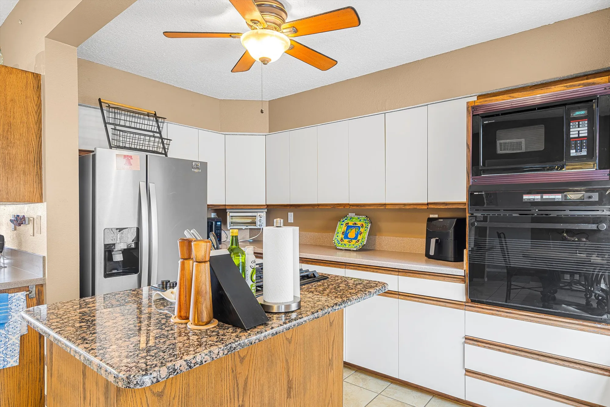 Property Slideshow image 14 of 68 | 582 eastlake dr, Rio Rancho, NM, 87124
