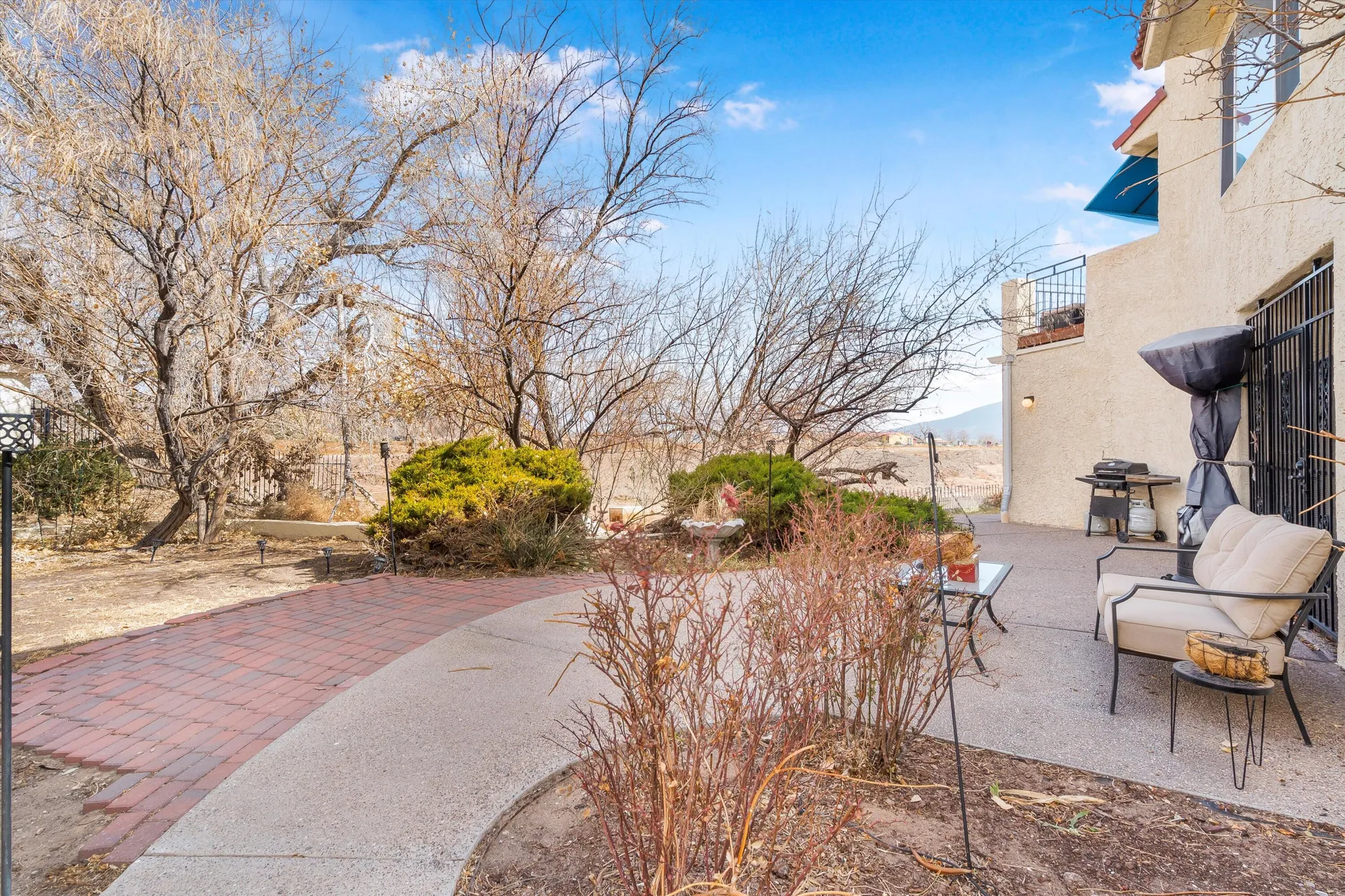 Property Slideshow image 53 of 68 | 582 eastlake dr, Rio Rancho, NM, 87124