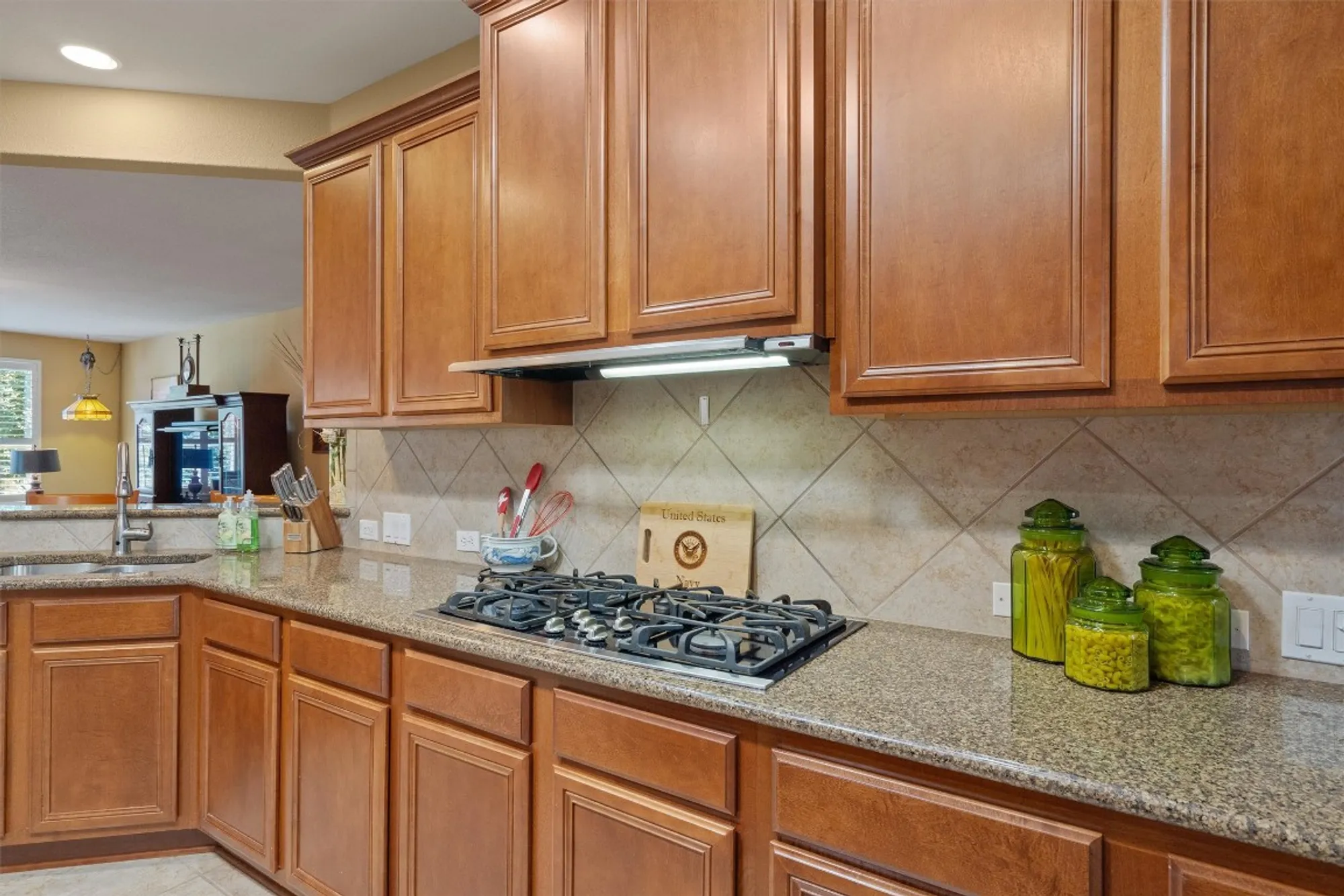 Property Slideshow image 16 of 39 | 207 apache mountain ln, Georgetown, TX, 78633