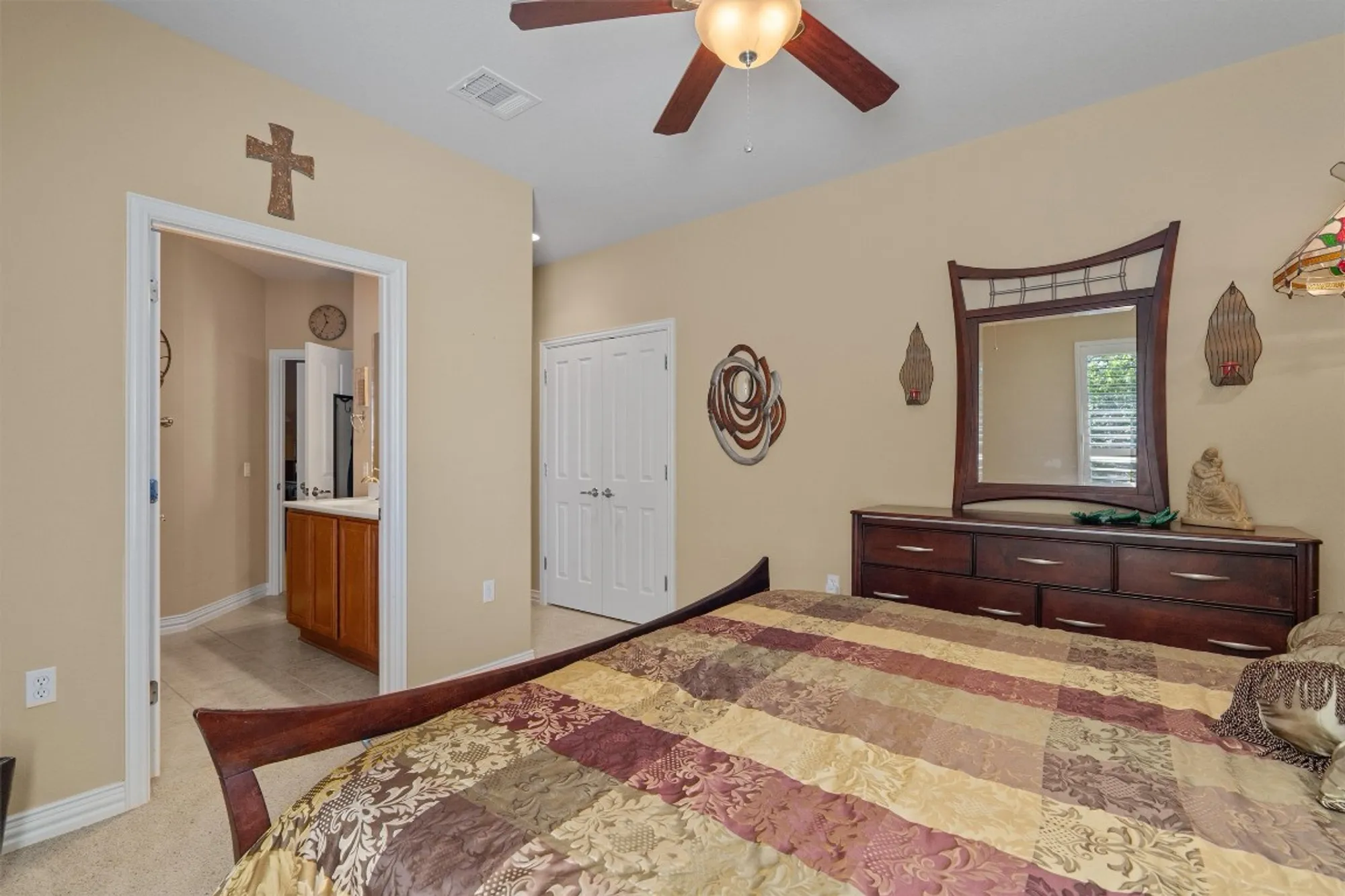 Property Slideshow image 25 of 39 | 207 apache mountain ln, Georgetown, TX, 78633