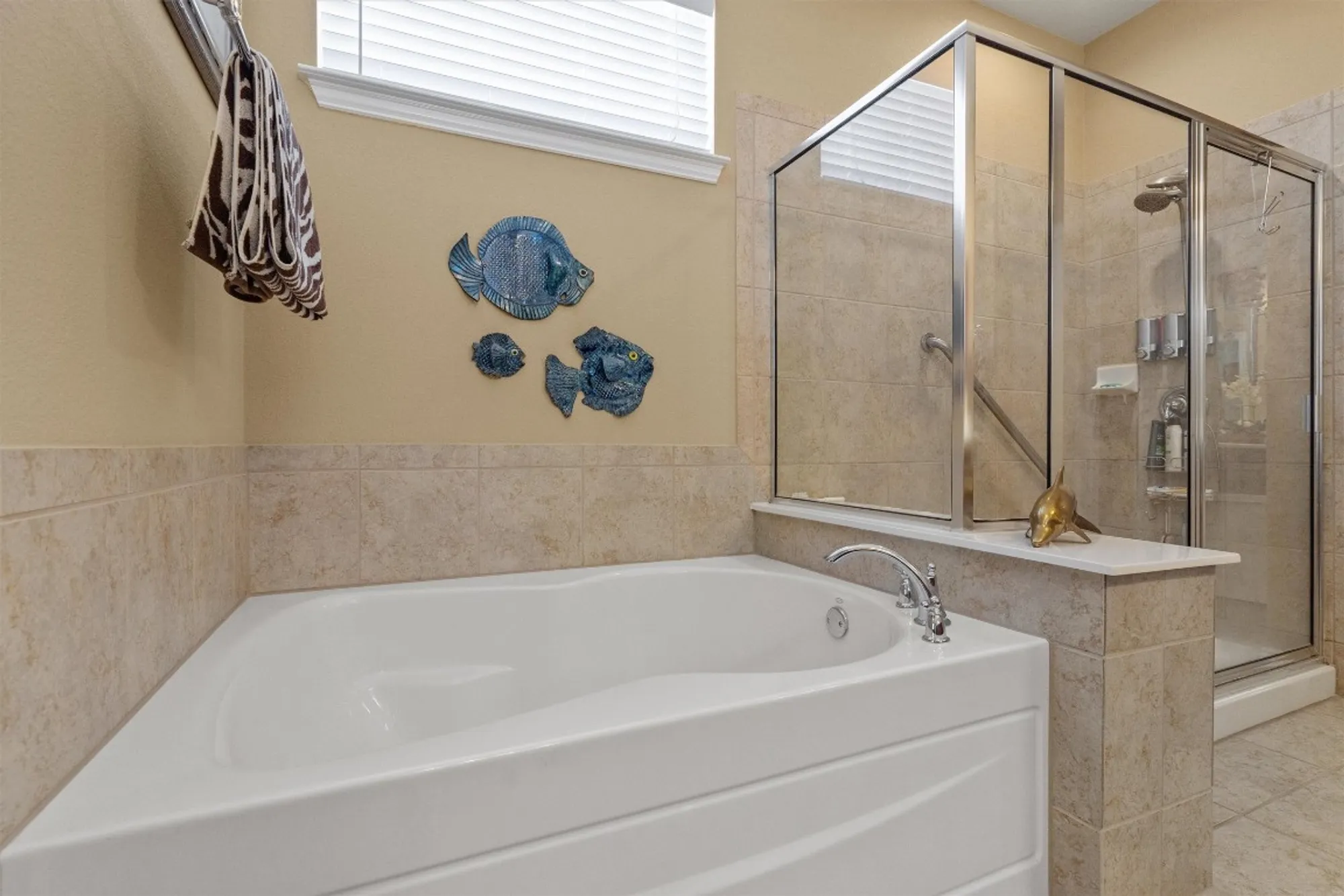 Property Slideshow image 23 of 39 | 207 apache mountain ln, Georgetown, TX, 78633