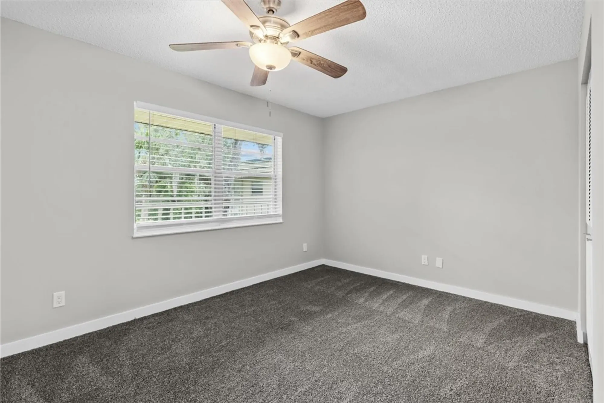 Property Slideshow image 15 of 35 | 8 vista gardens trl apt 201, Vero Beach, FL, 32962