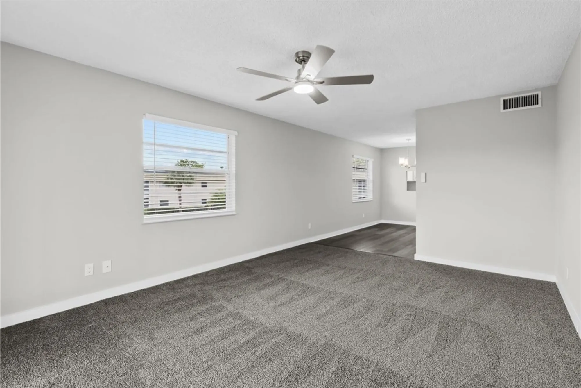 Property Slideshow image 11 of 35 | 8 vista gardens trl apt 201, Vero Beach, FL, 32962