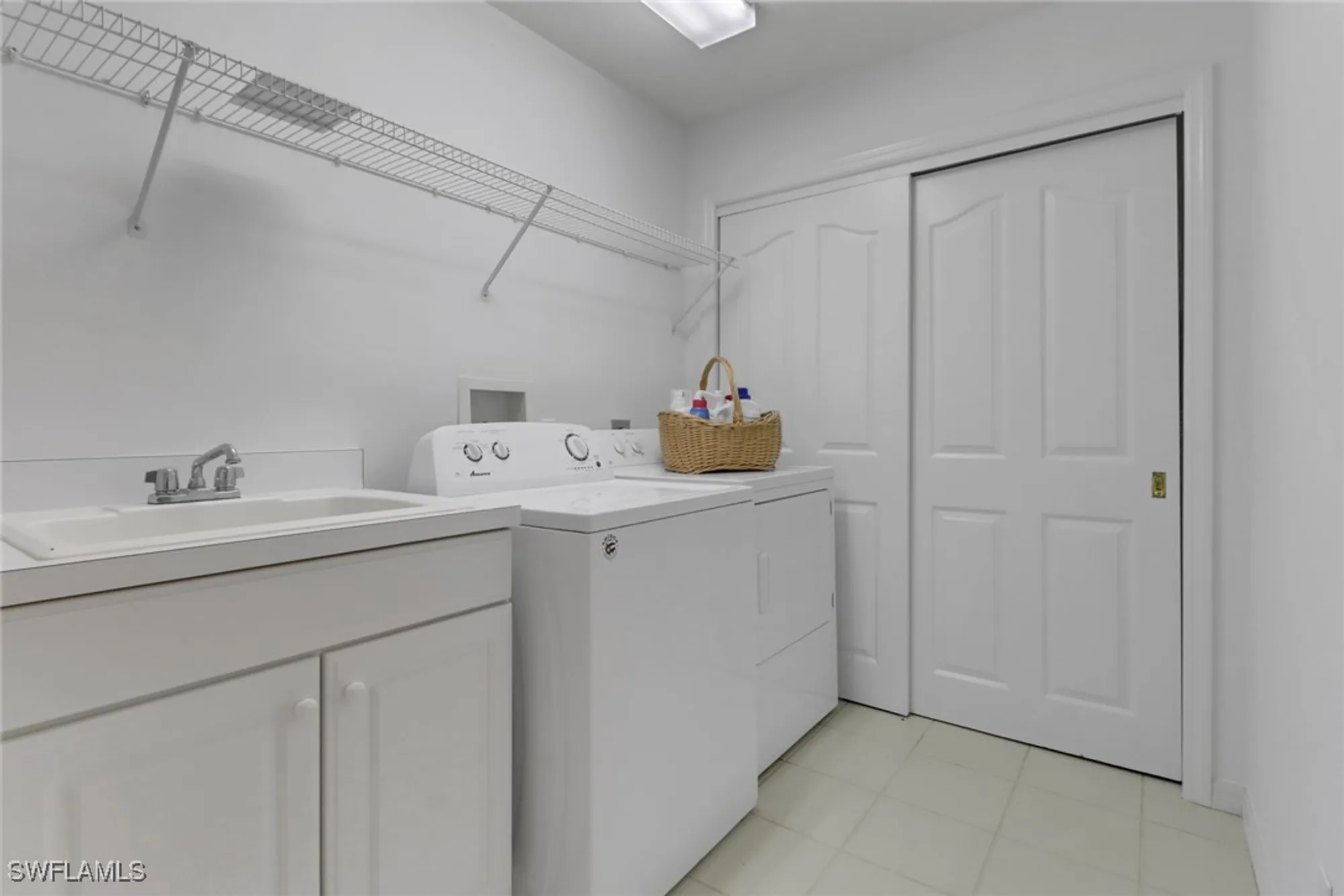 Property Slideshow image 20 of 26 | 6180 reserve cir 203, Naples, FL, 34119