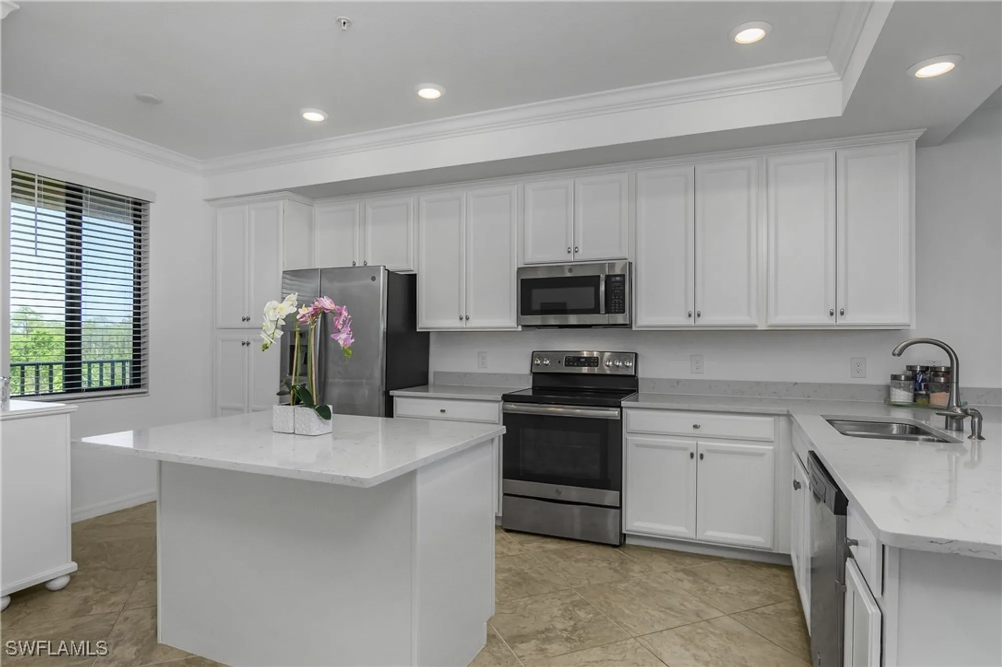 Property Slideshow image 2 of 37 | 9590 trevi ct 5334, Naples, FL, 34113