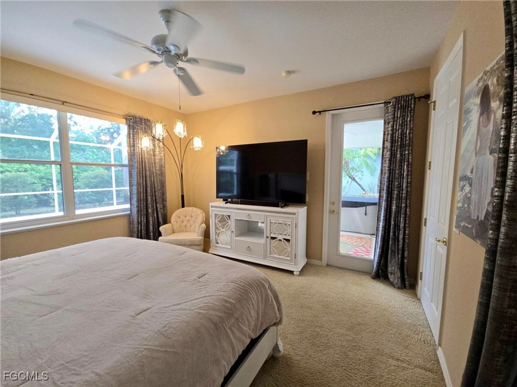 Property Slideshow image 14 of 33 | 10684 avila cir, Fort Myers, FL, 33913