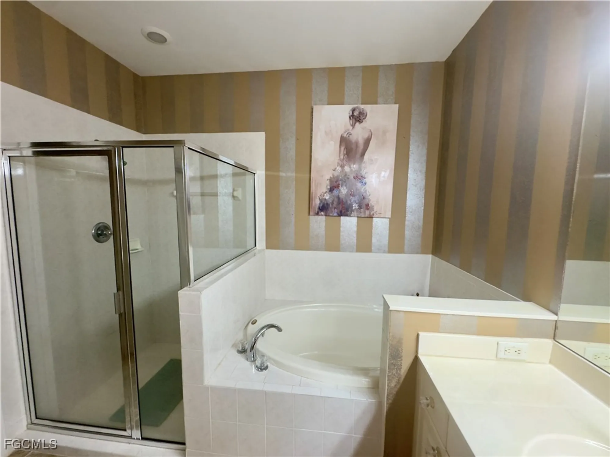 Property Slideshow image 19 of 33 | 10684 avila cir, Fort Myers, FL, 33913