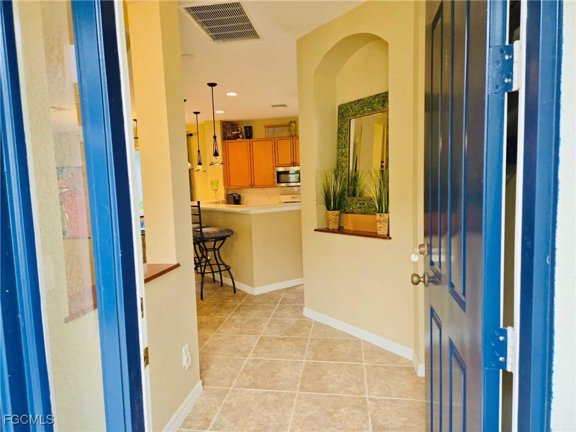 Property Slideshow image 4 of 33 | 10684 avila cir, Fort Myers, FL, 33913