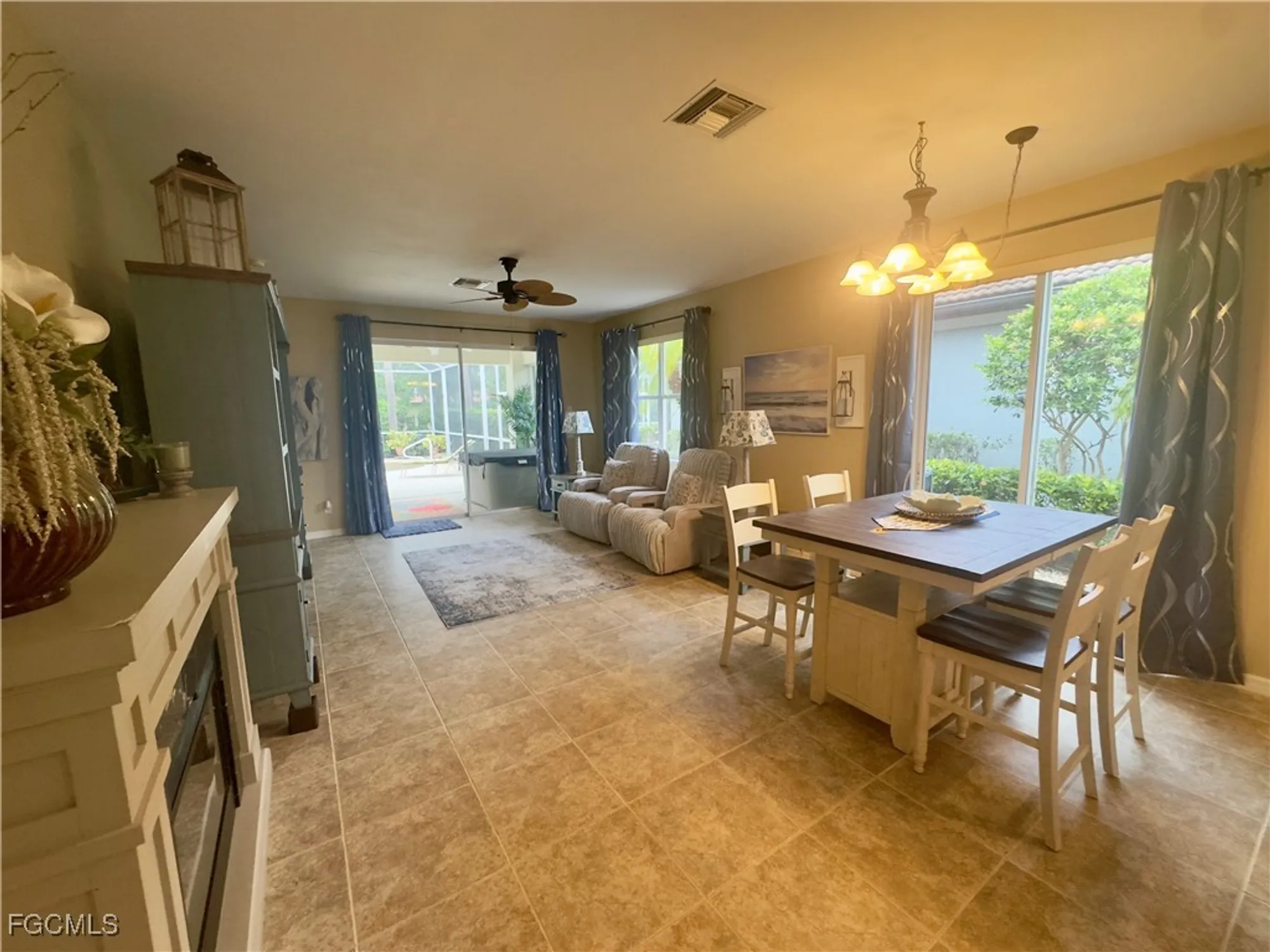 Property Slideshow image 8 of 33 | 10684 avila cir, Fort Myers, FL, 33913