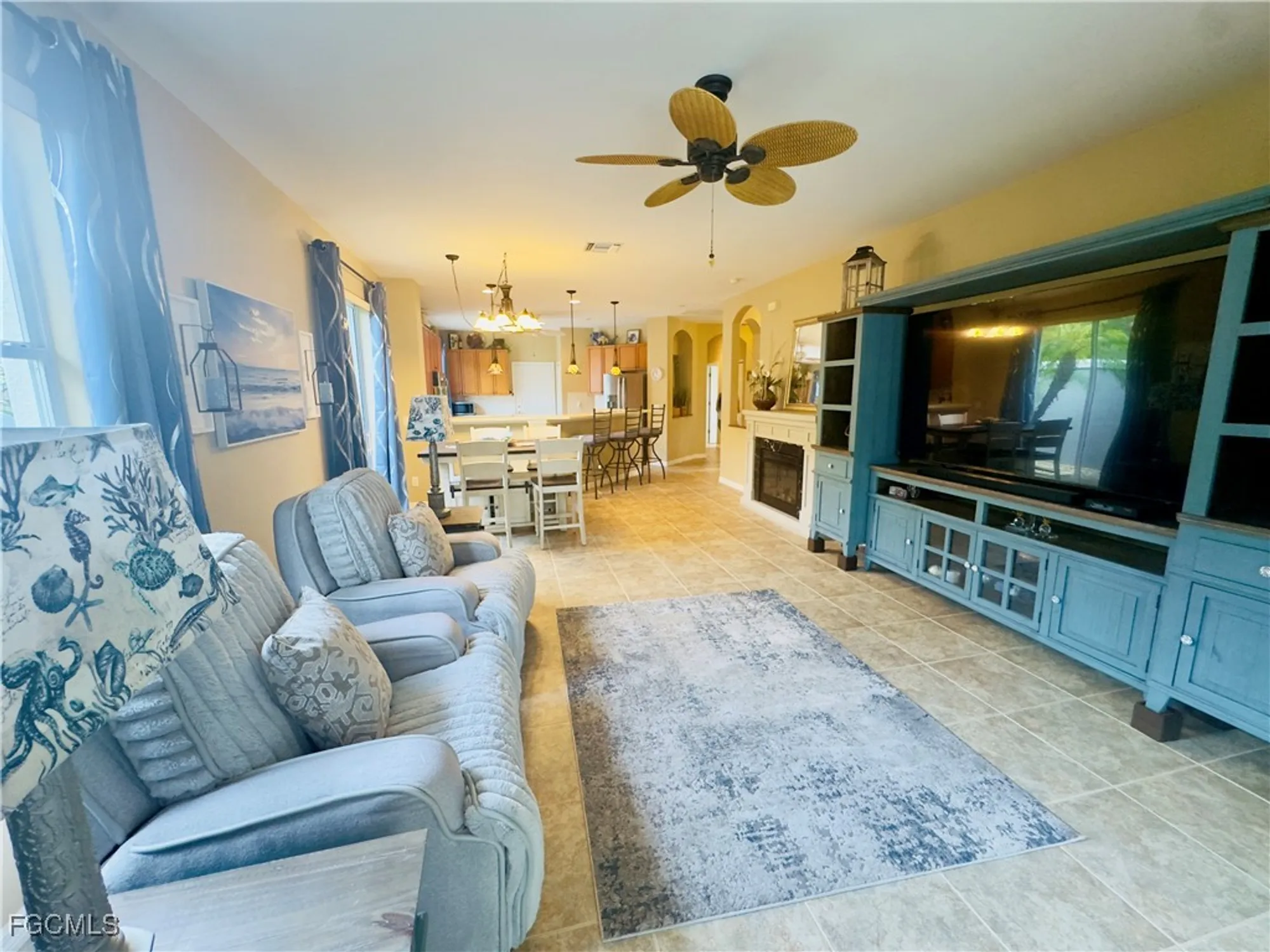 Property Slideshow image 9 of 33 | 10684 avila cir, Fort Myers, FL, 33913