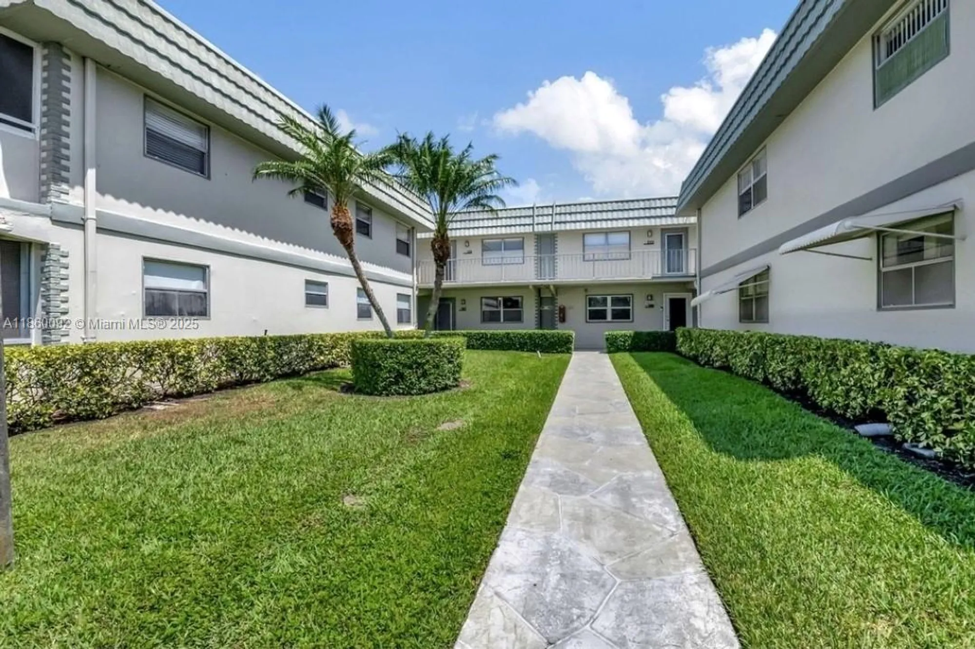 Property Slideshow image 9 of 29 | 197 flanders e unit e, Delray Beach, FL, 33484