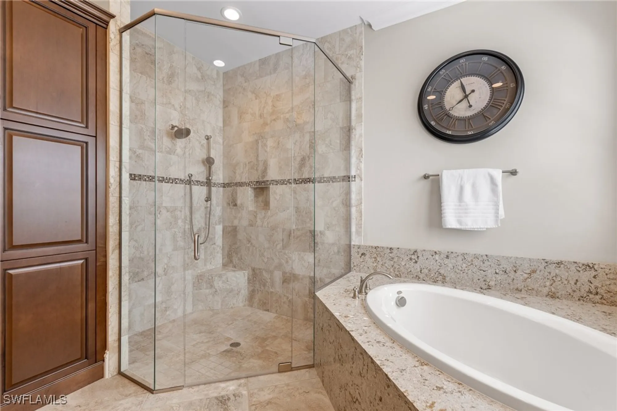 Property Slideshow image 17 of 44 | 5078 andros dr, Naples, FL, 34113