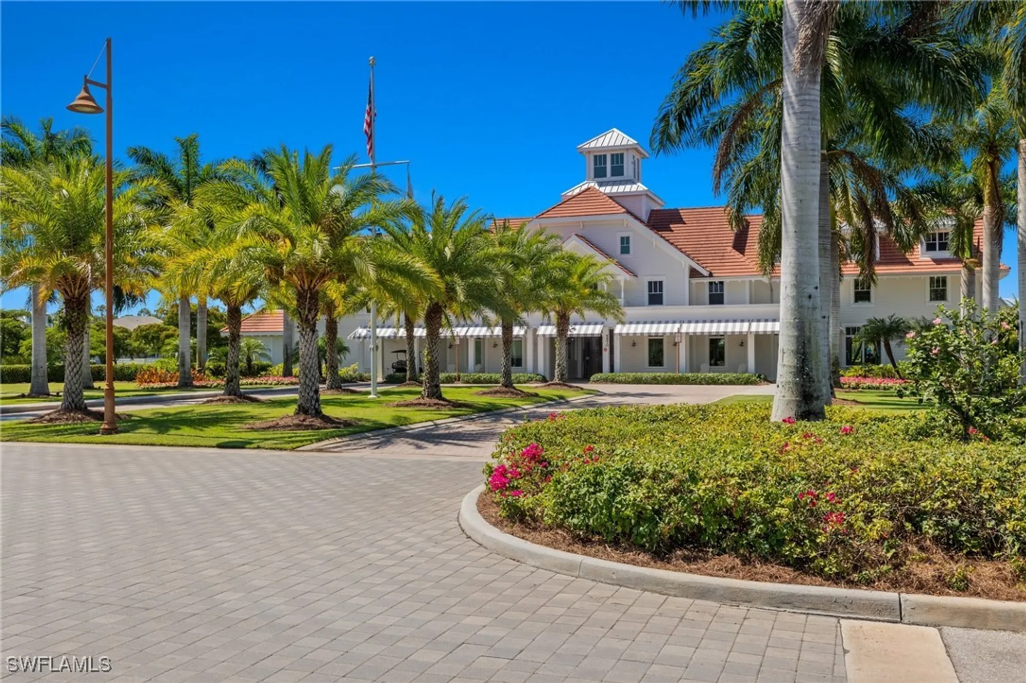 Property Slideshow image 37 of 44 | 5078 andros dr, Naples, FL, 34113