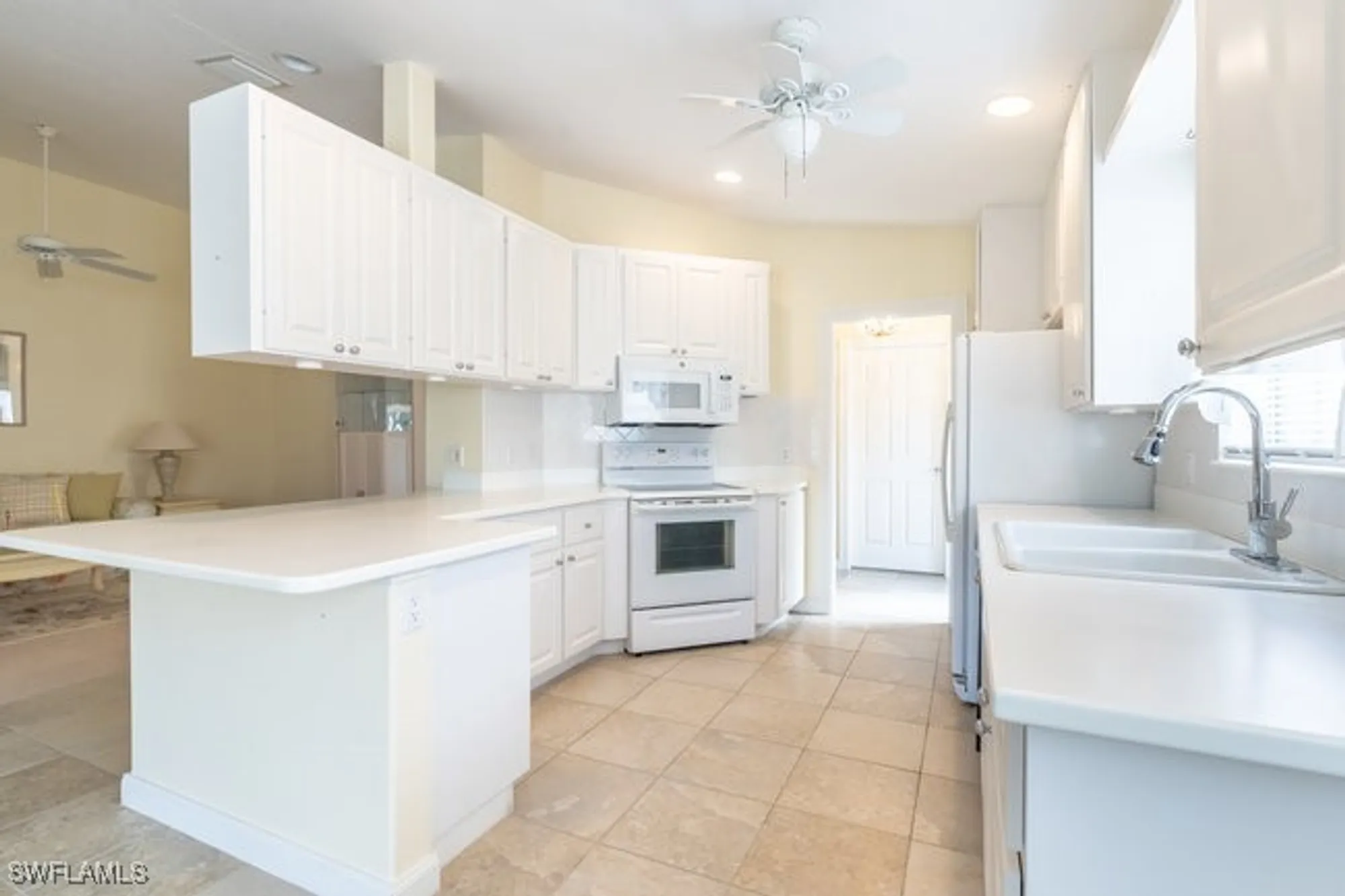 Property Slideshow image 11 of 33 | 7630 novara ct, Naples, FL, 34114