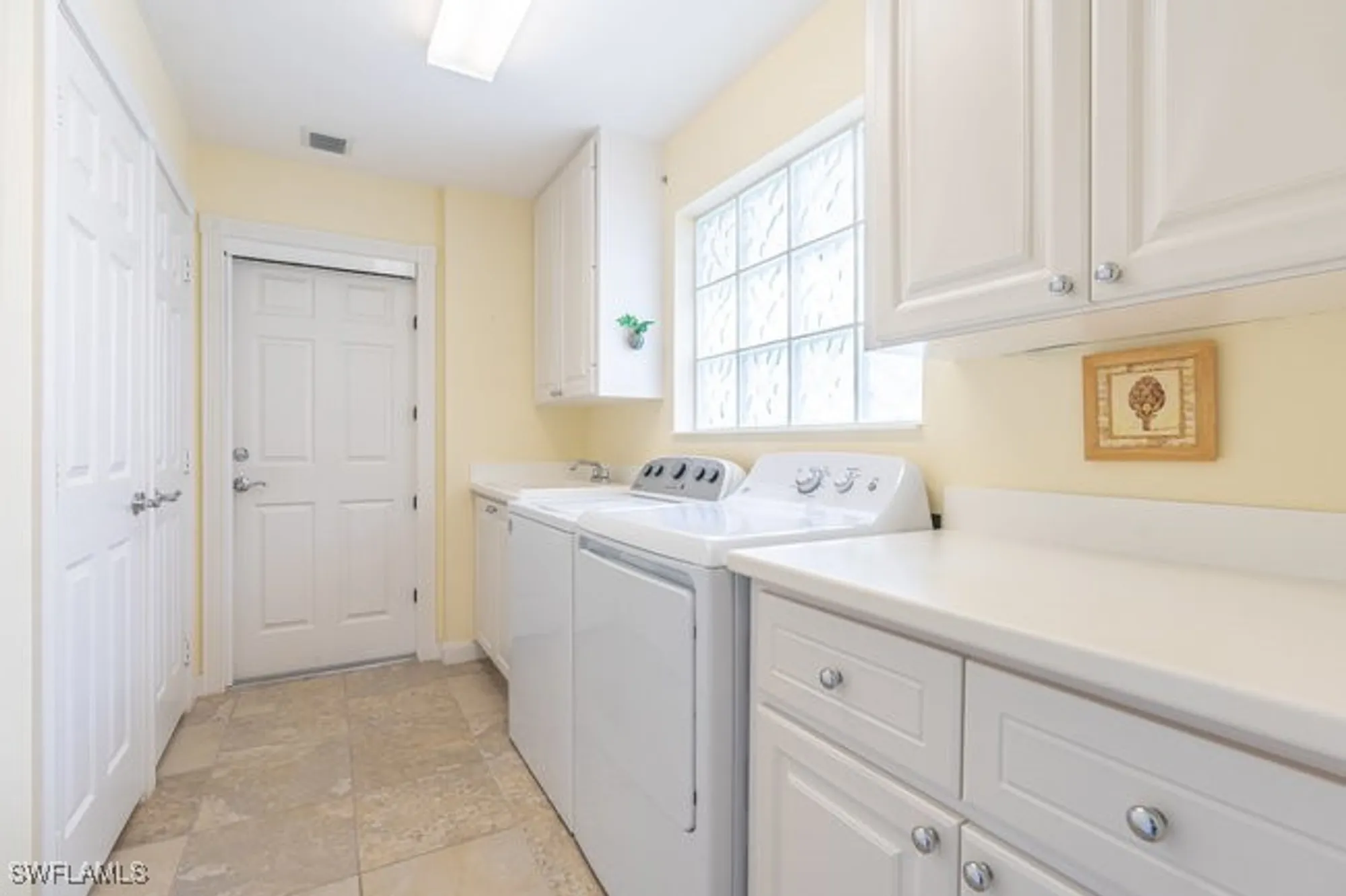 Property Slideshow image 27 of 33 | 7630 novara ct, Naples, FL, 34114