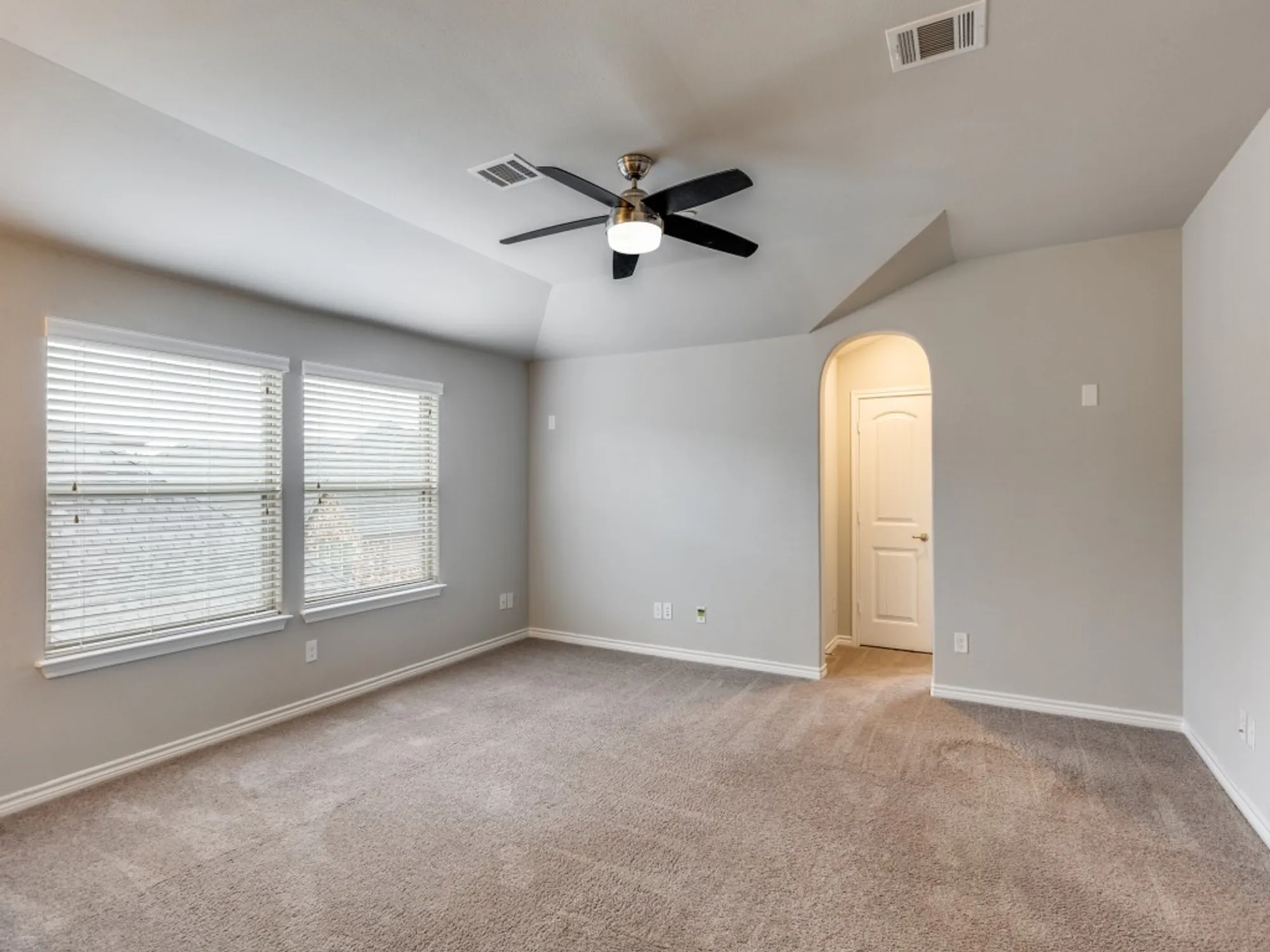 Property Slideshow image 16 of 28 | 8604 arrow dr, Mckinney, TX, 75070