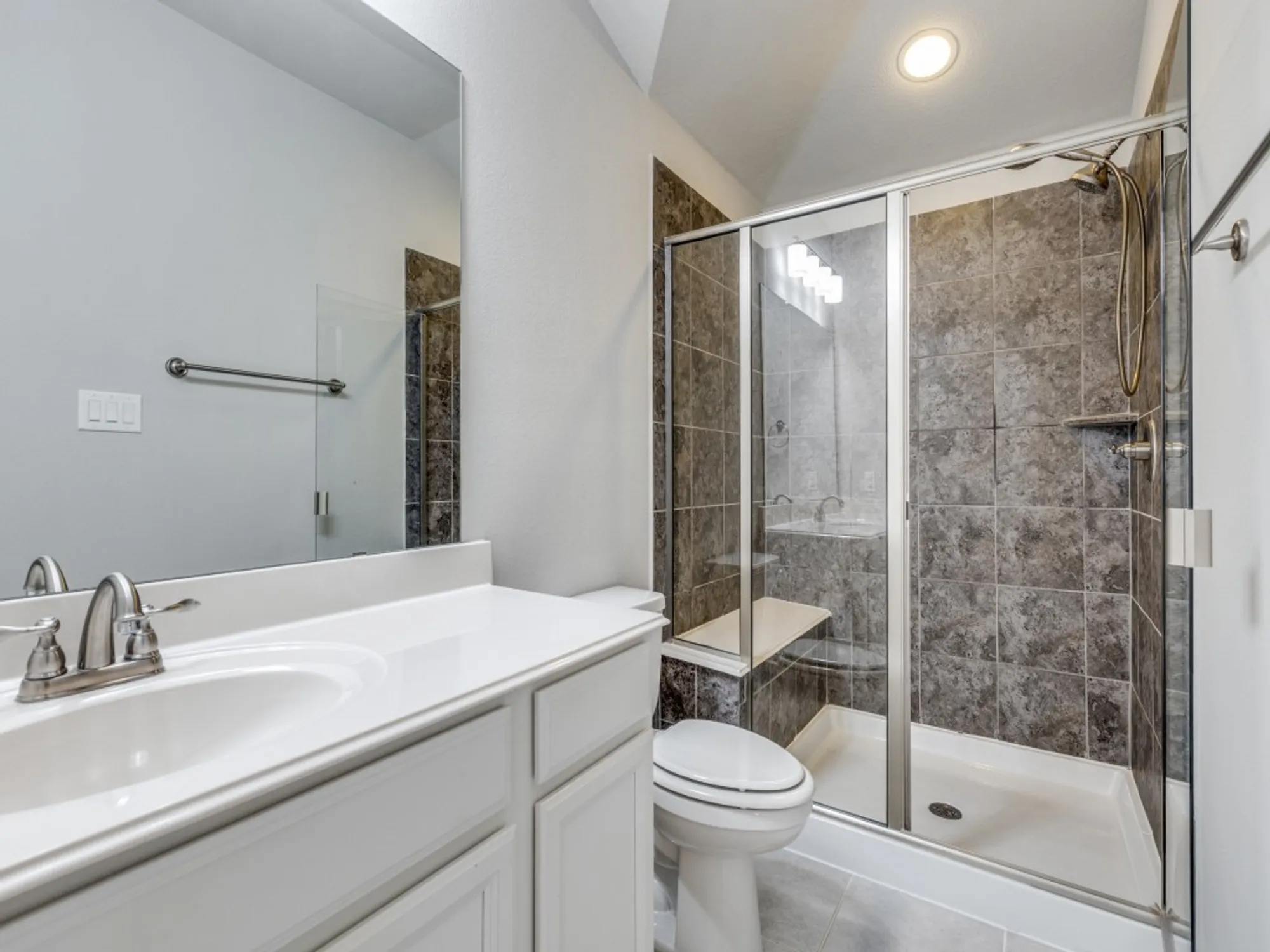 Property Slideshow image 19 of 28 | 8604 arrow dr, Mckinney, TX, 75070