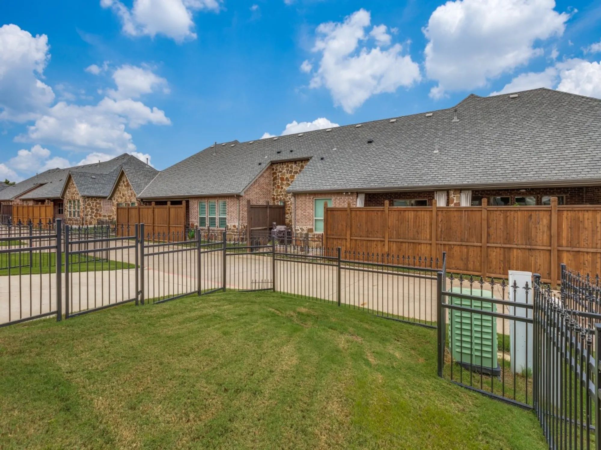 Property Slideshow image 24 of 28 | 8604 arrow dr, Mckinney, TX, 75070