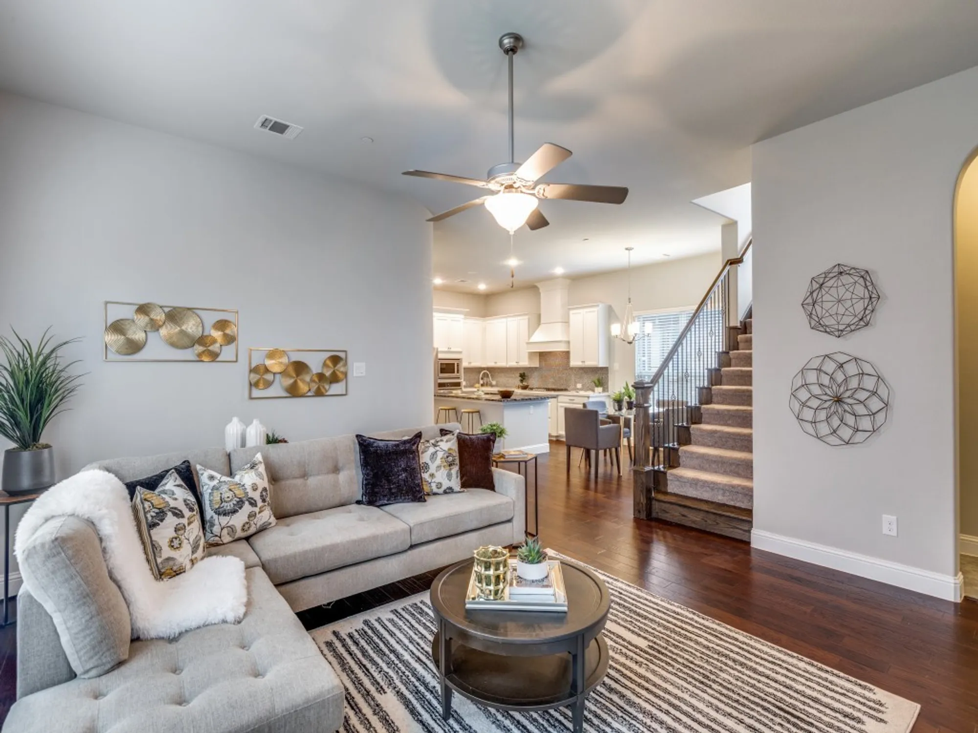 Property Slideshow image 4 of 28 | 8604 arrow dr, Mckinney, TX, 75070