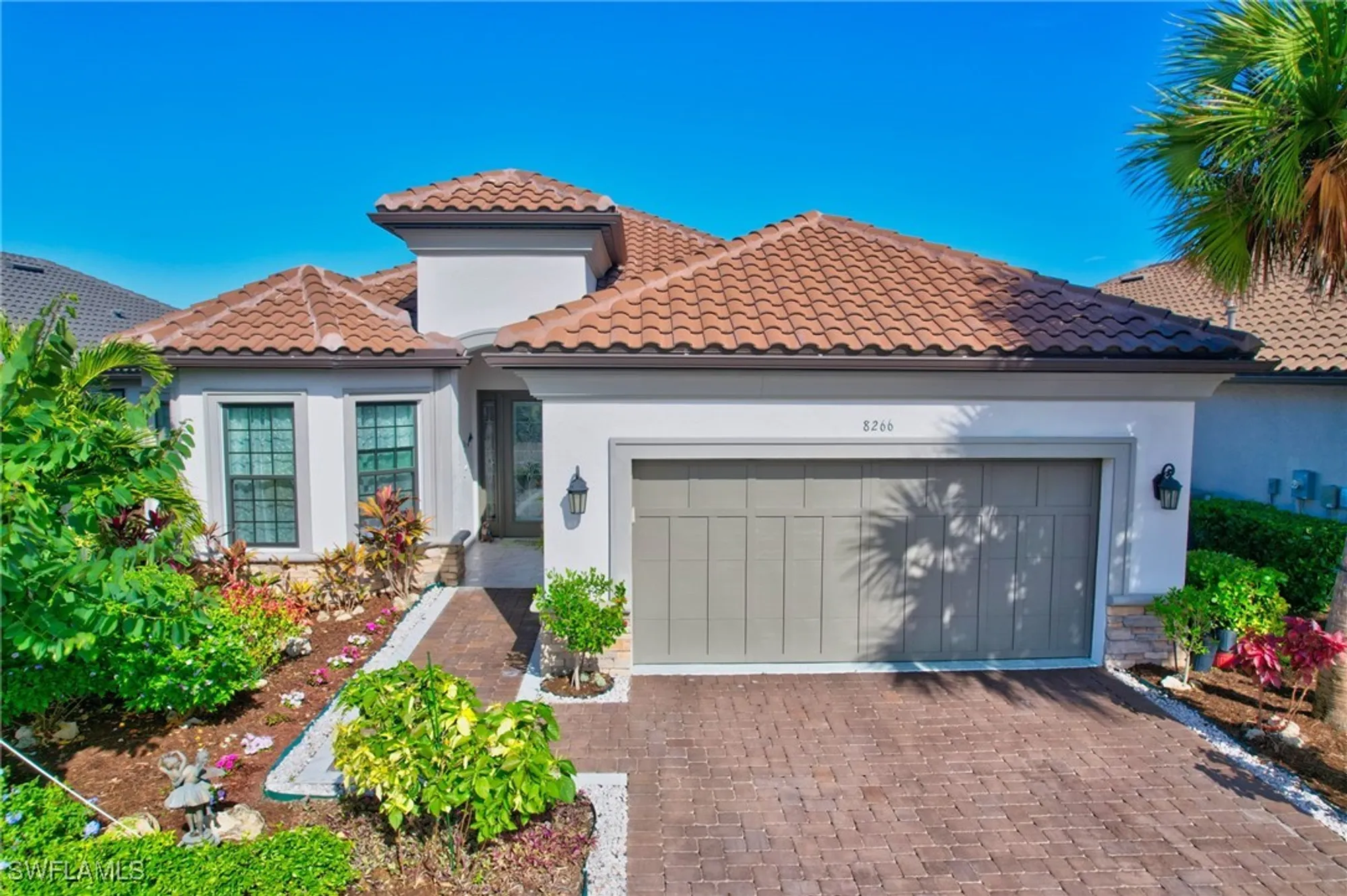 Property Slideshow image 7 of 50 | 8266 promoso ct, Naples, FL, 34114