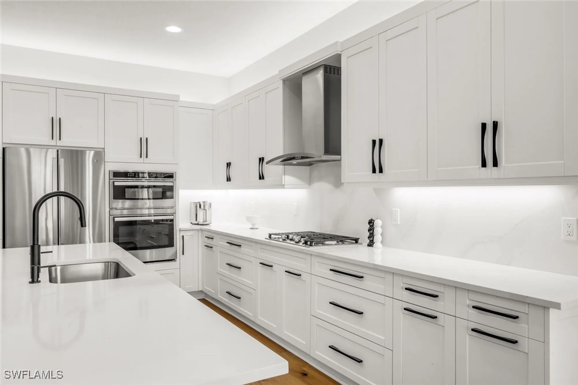 Property Slideshow image 19 of 50 | 12092 eucalyptus way, Naples, FL, 34120