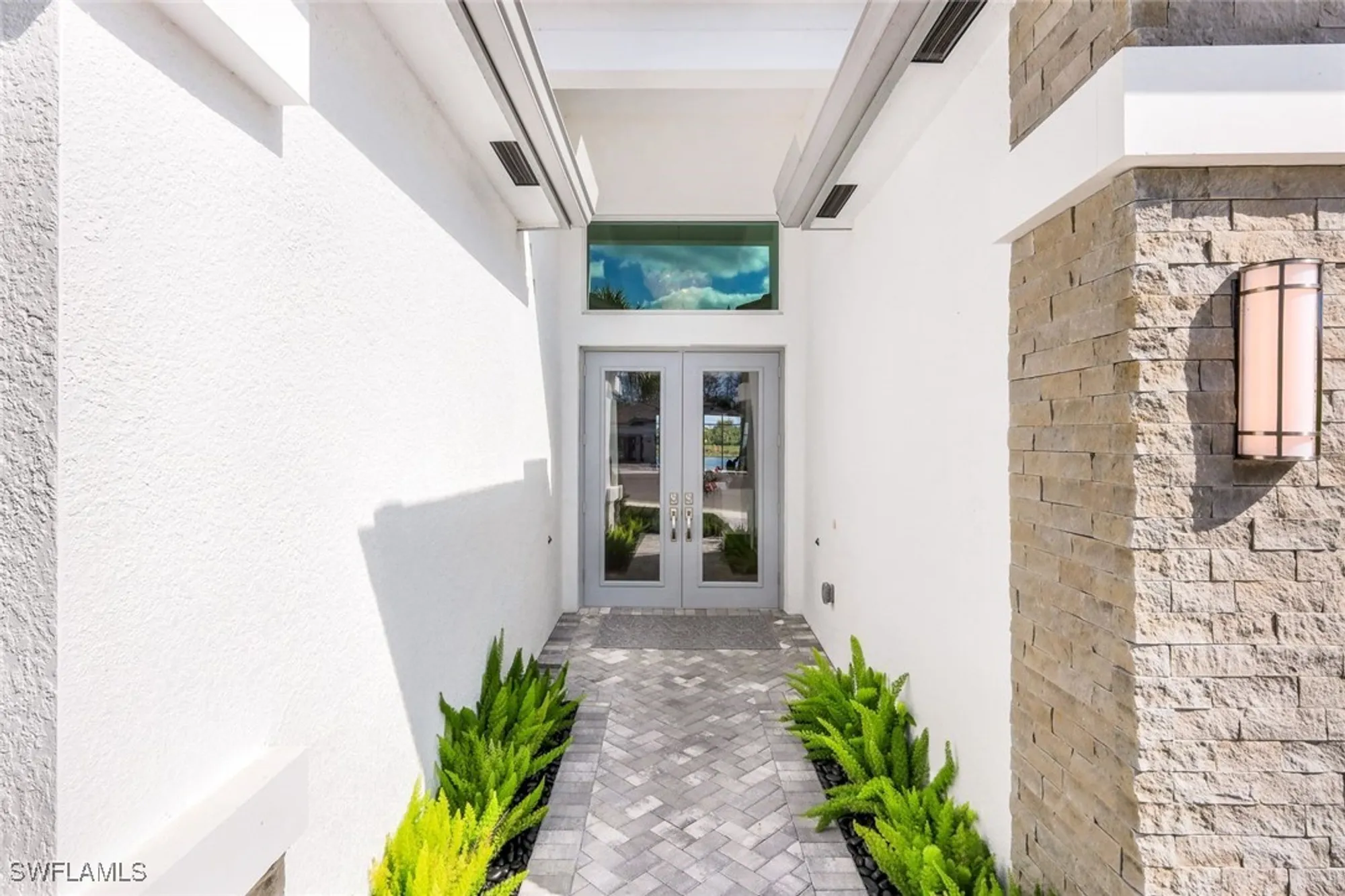 Property Slideshow image 6 of 50 | 12092 eucalyptus way, Naples, FL, 34120