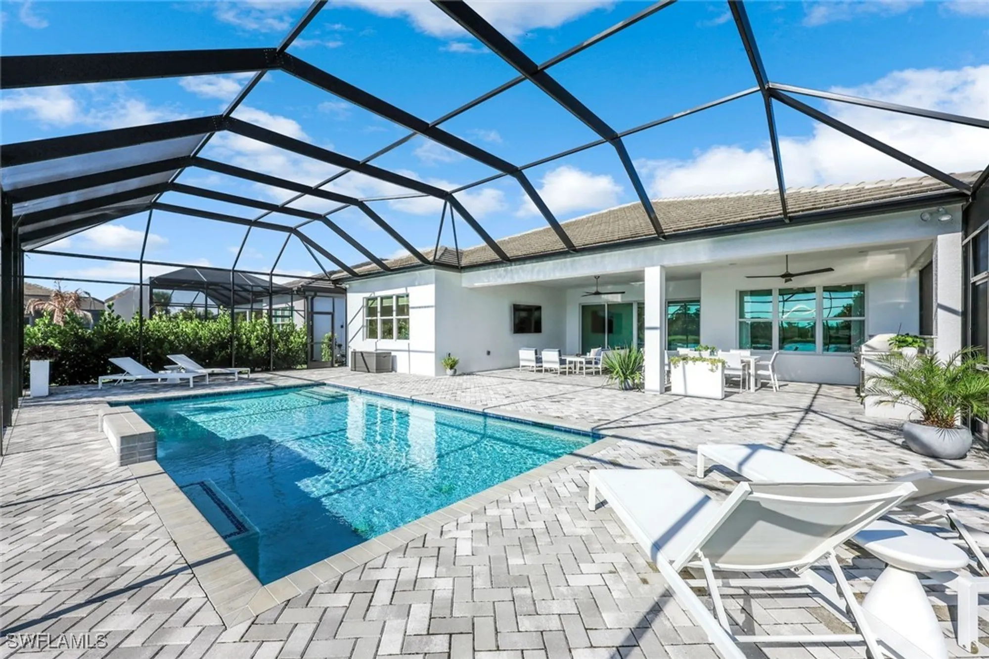 Property Slideshow image 8 of 50 | 12092 eucalyptus way, Naples, FL, 34120