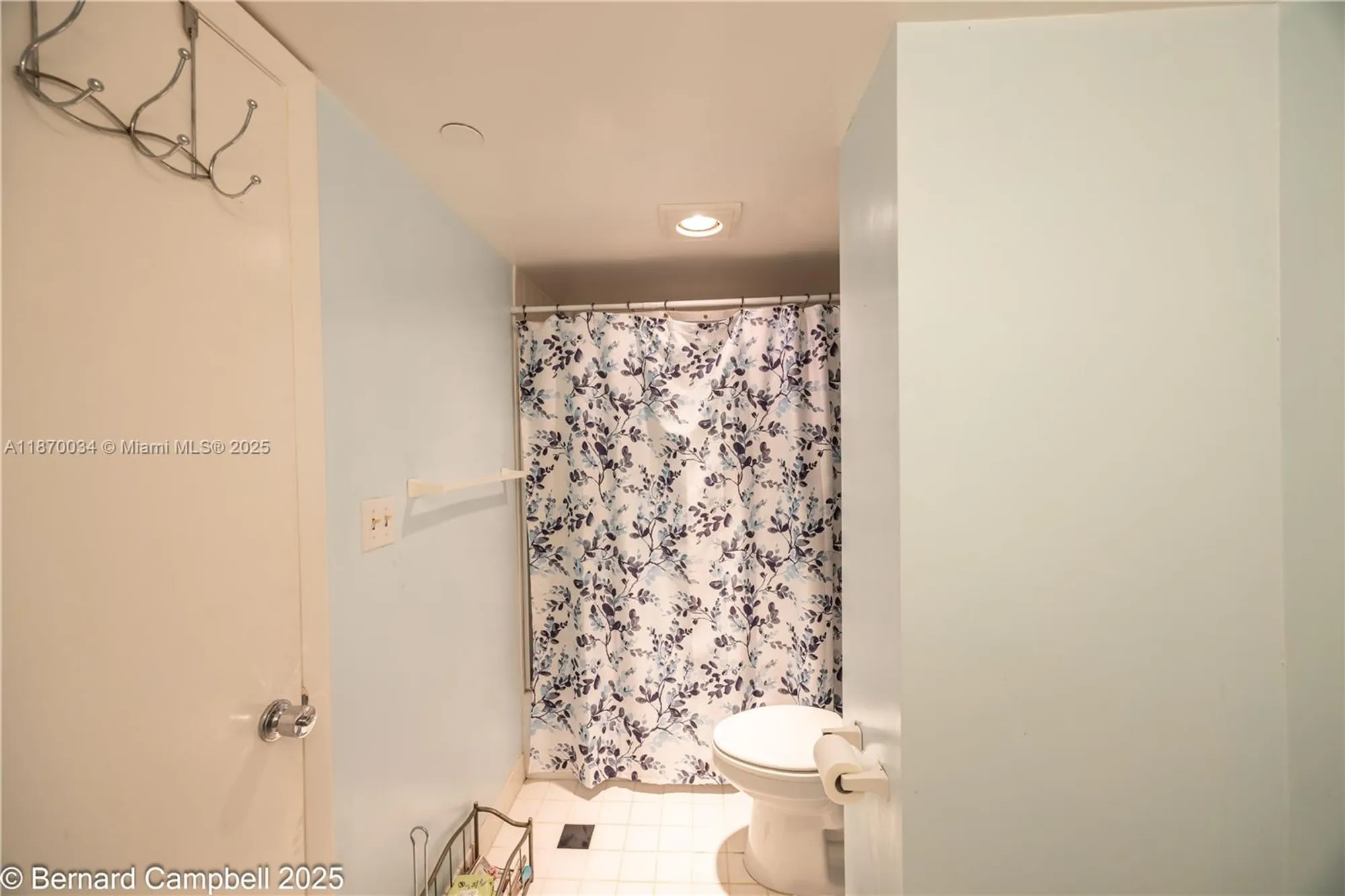 Property Slideshow image 15 of 35 | 1100 saint charles pl apt 717, Pembroke Pines, FL, 33026