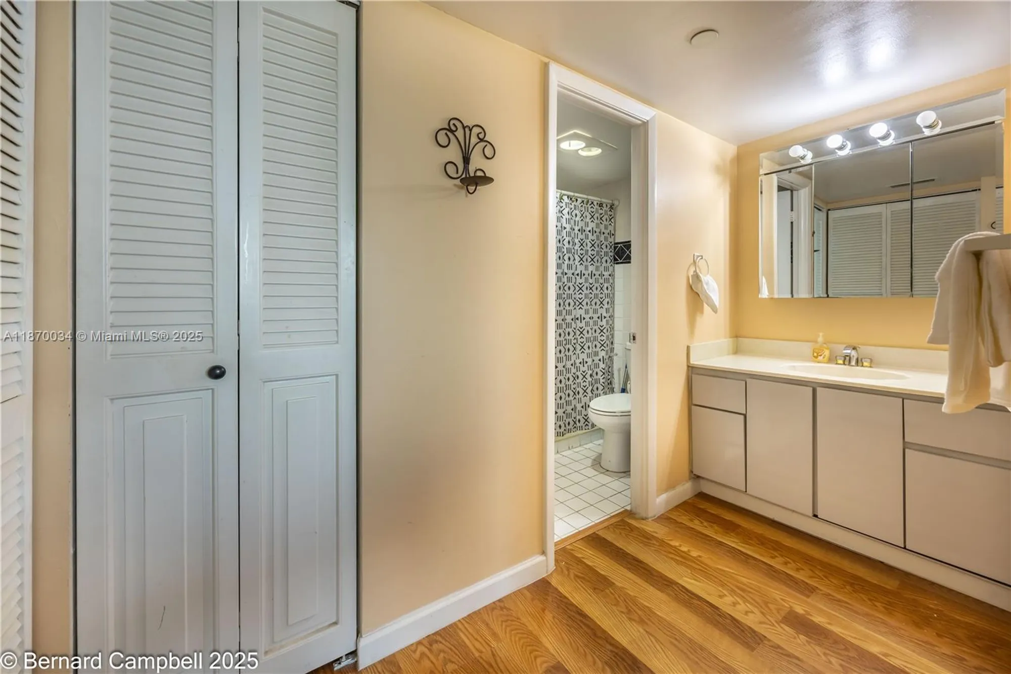 Property Slideshow image 18 of 35 | 1100 saint charles pl apt 717, Pembroke Pines, FL, 33026