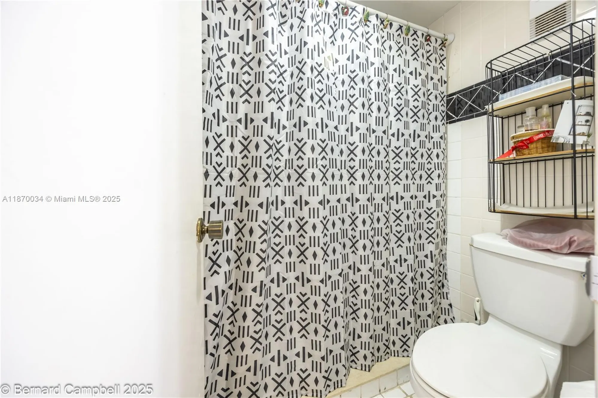 Property Slideshow image 20 of 35 | 1100 saint charles pl apt 717, Pembroke Pines, FL, 33026