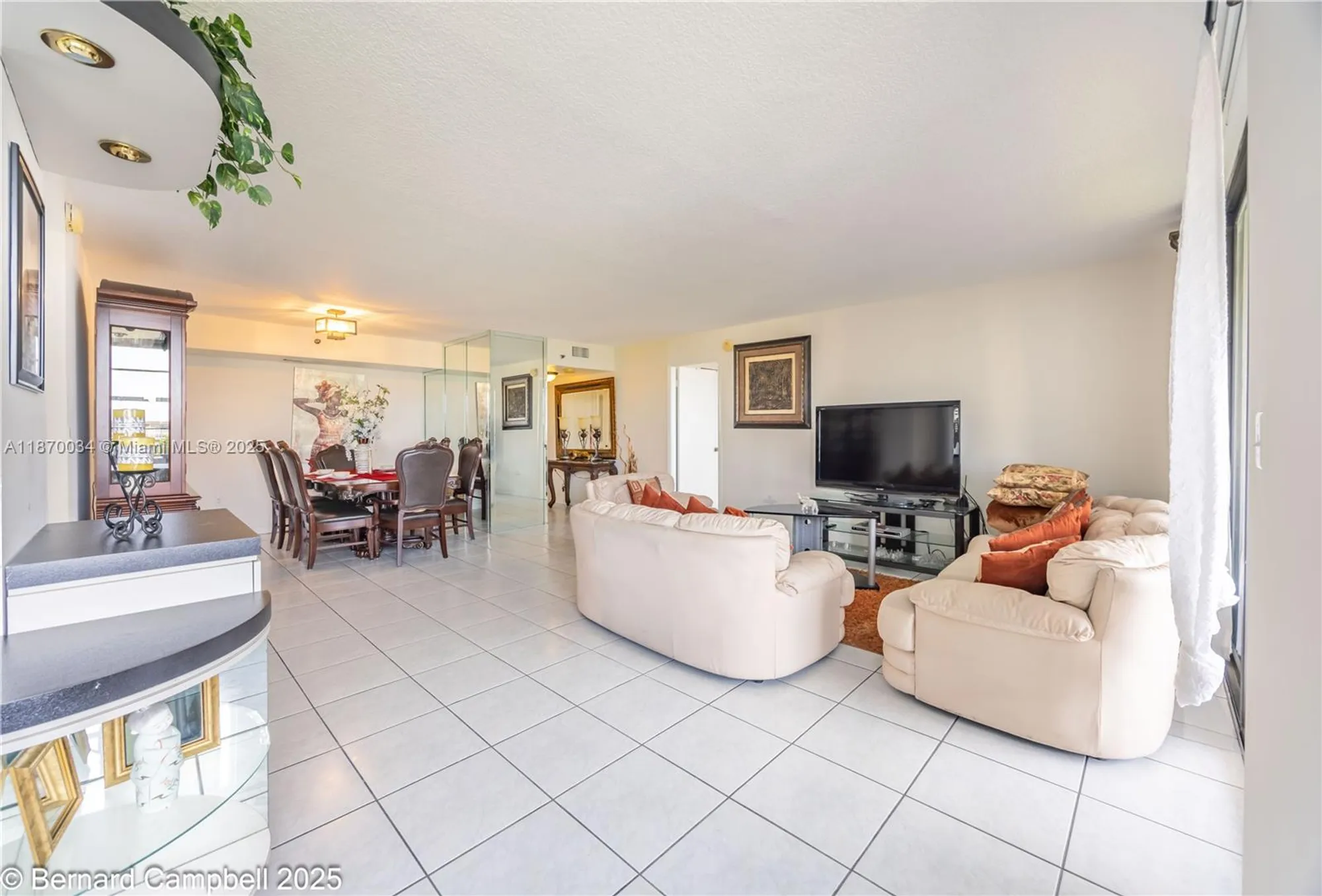 Property Slideshow image 7 of 35 | 1100 saint charles pl apt 717, Pembroke Pines, FL, 33026