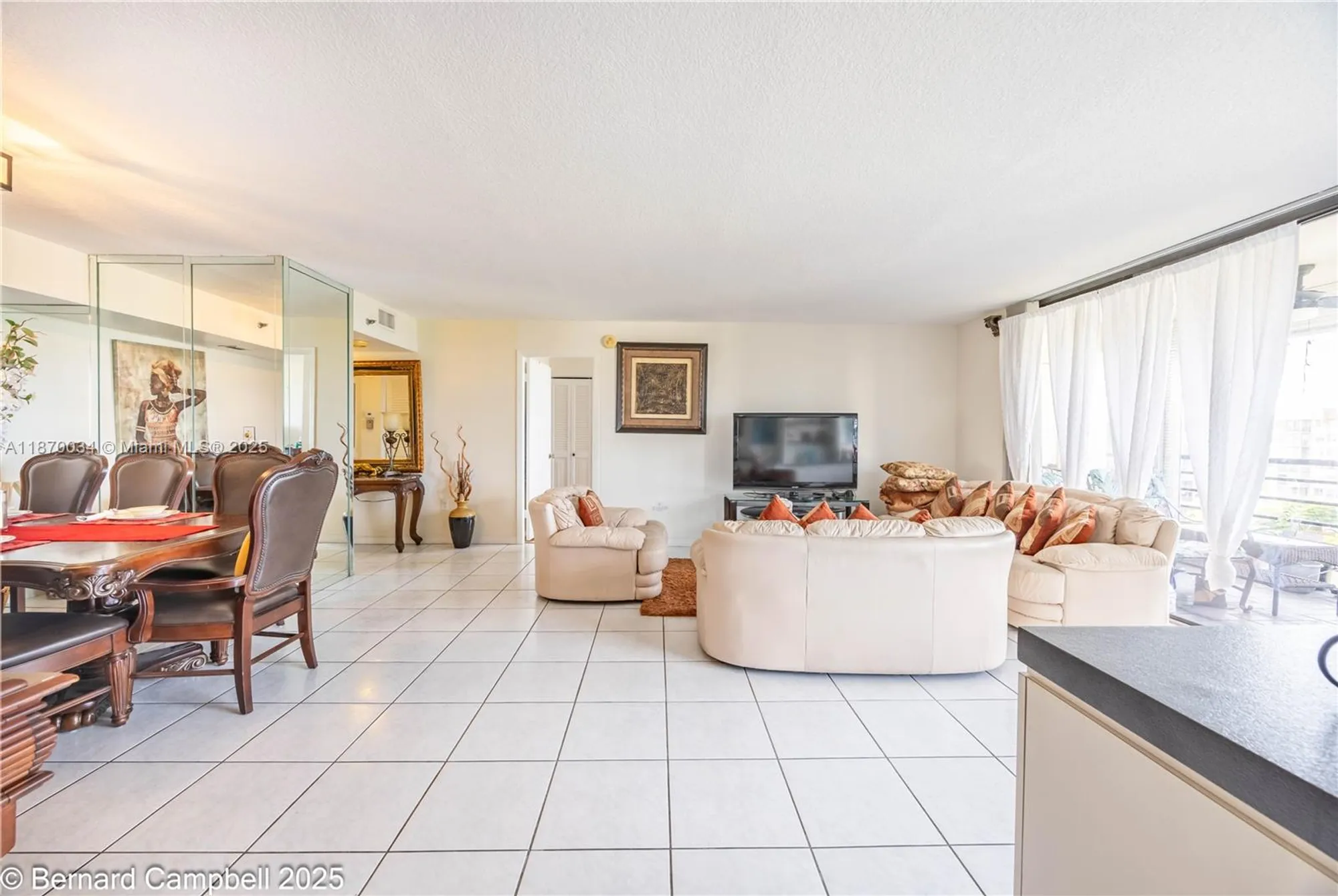 Property Slideshow image 8 of 35 | 1100 saint charles pl apt 717, Pembroke Pines, FL, 33026