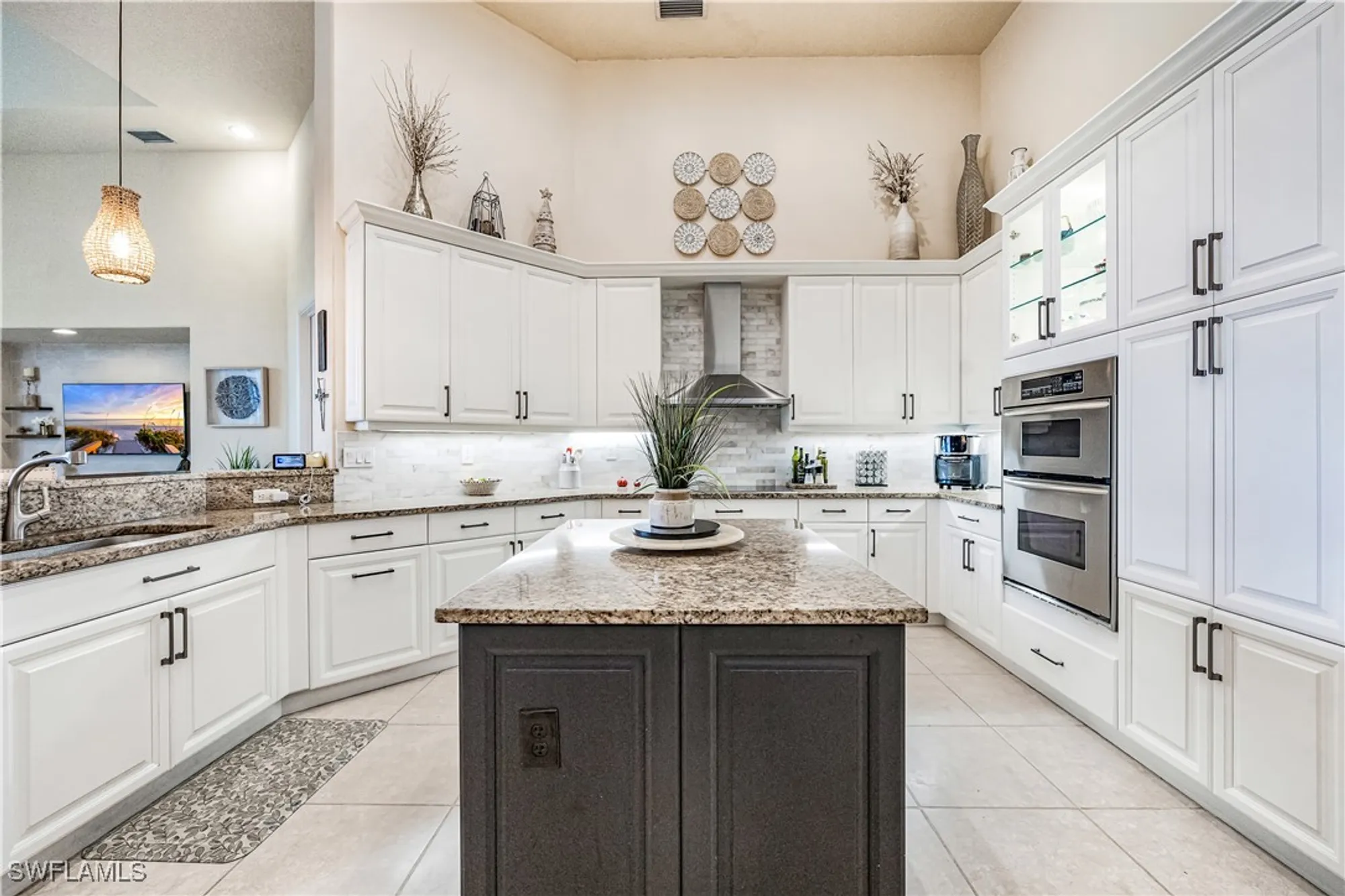 Property Slideshow image 8 of 43 | 412 terracina way, Naples, FL, 34119