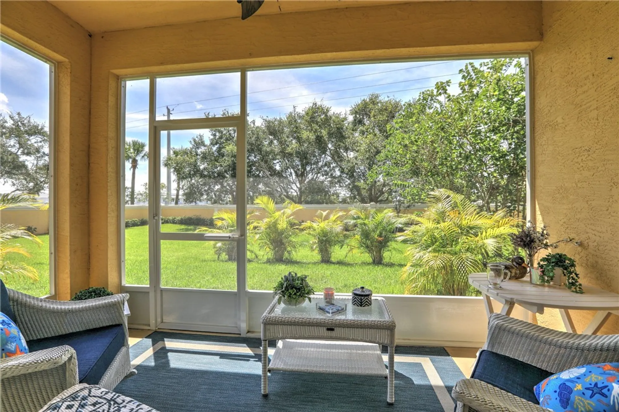 Property Slideshow image 26 of 35 | 6345 oxford cir unit 101a, Vero Beach, FL, 32966