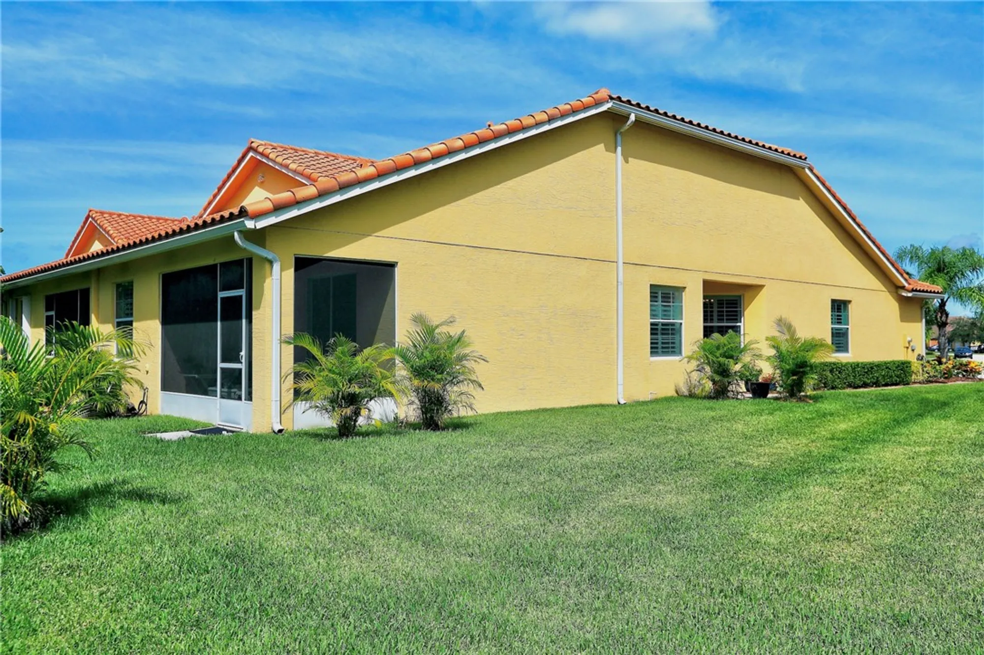 Property Slideshow image 28 of 35 | 6345 oxford cir unit 101a, Vero Beach, FL, 32966