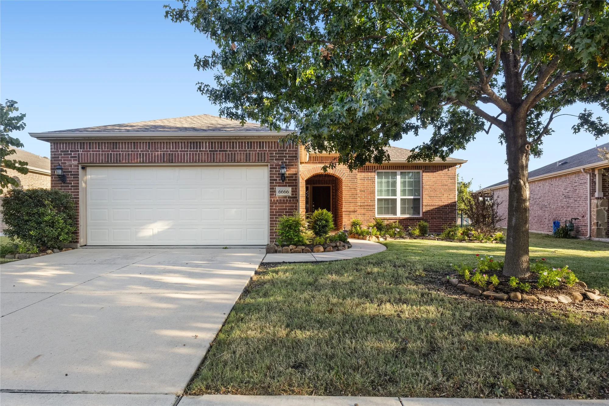 Property Slideshow image 1 of 23 | 6666 dewees ln, Frisco, TX, 75036