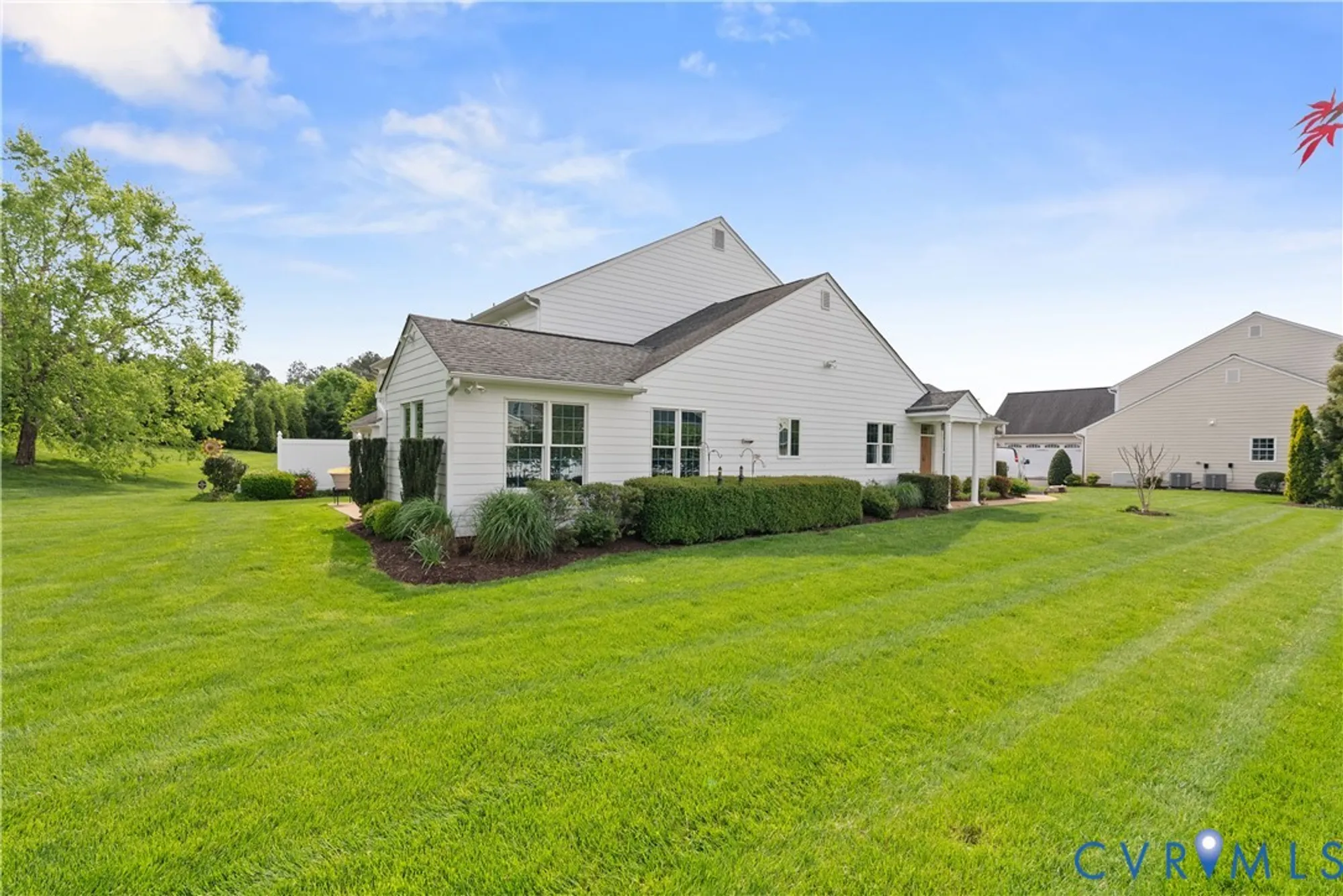 Property Slideshow image 2 of 44 | 9428 berry patch ln, Mechanicsville, VA, 23116