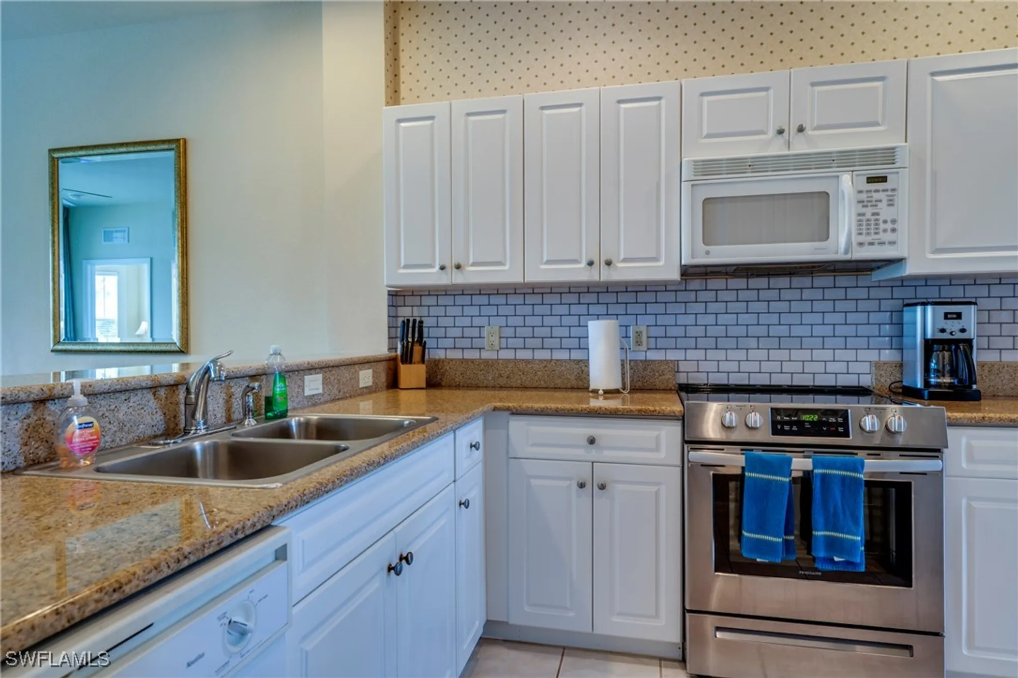 Property Slideshow image 11 of 40 | 7930 mahogany run ln 824, Naples, FL, 34113
