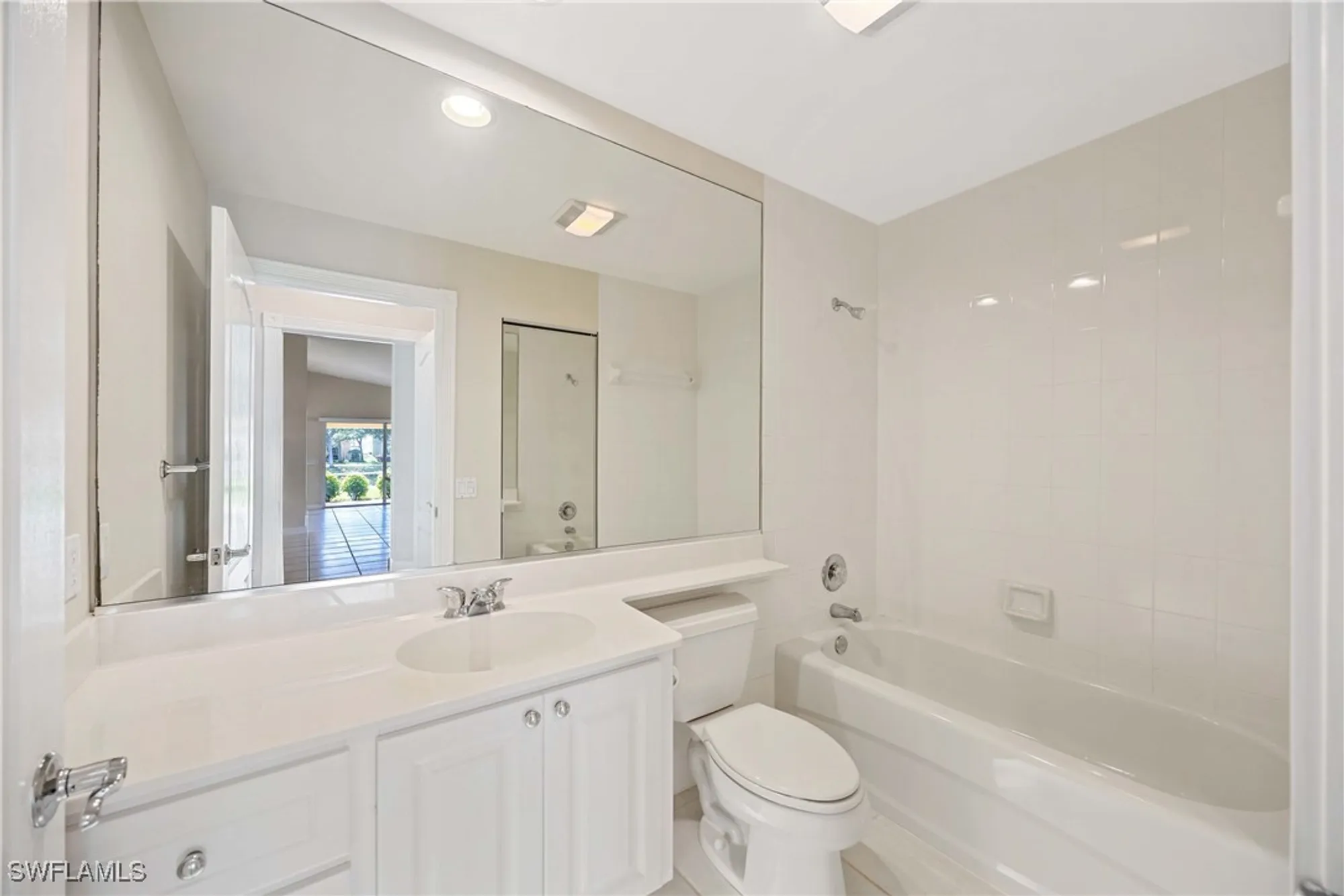 Property Slideshow image 12 of 29 | 3608 exuma way, Naples, FL, 34119